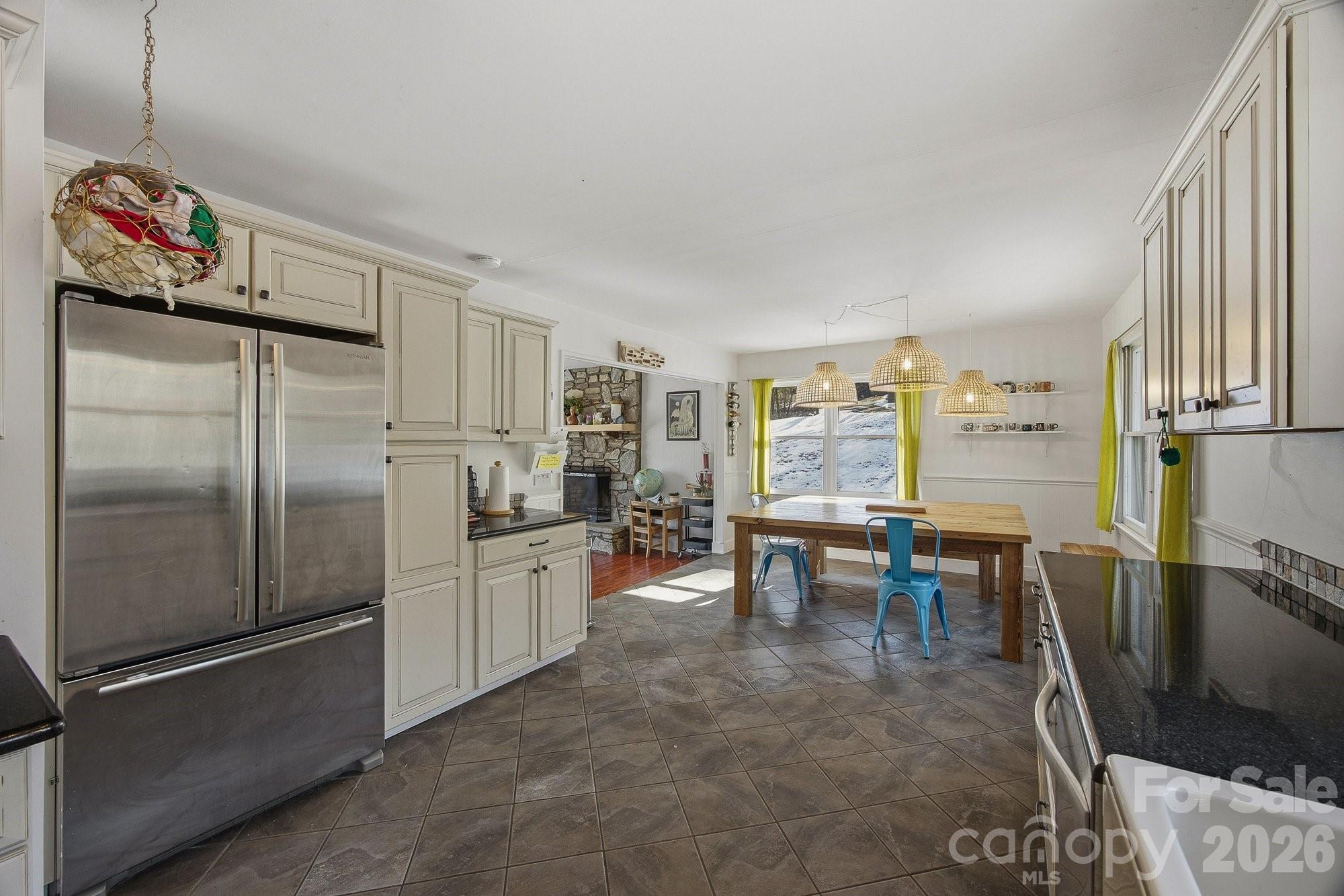 101 Honeysuckle Lane