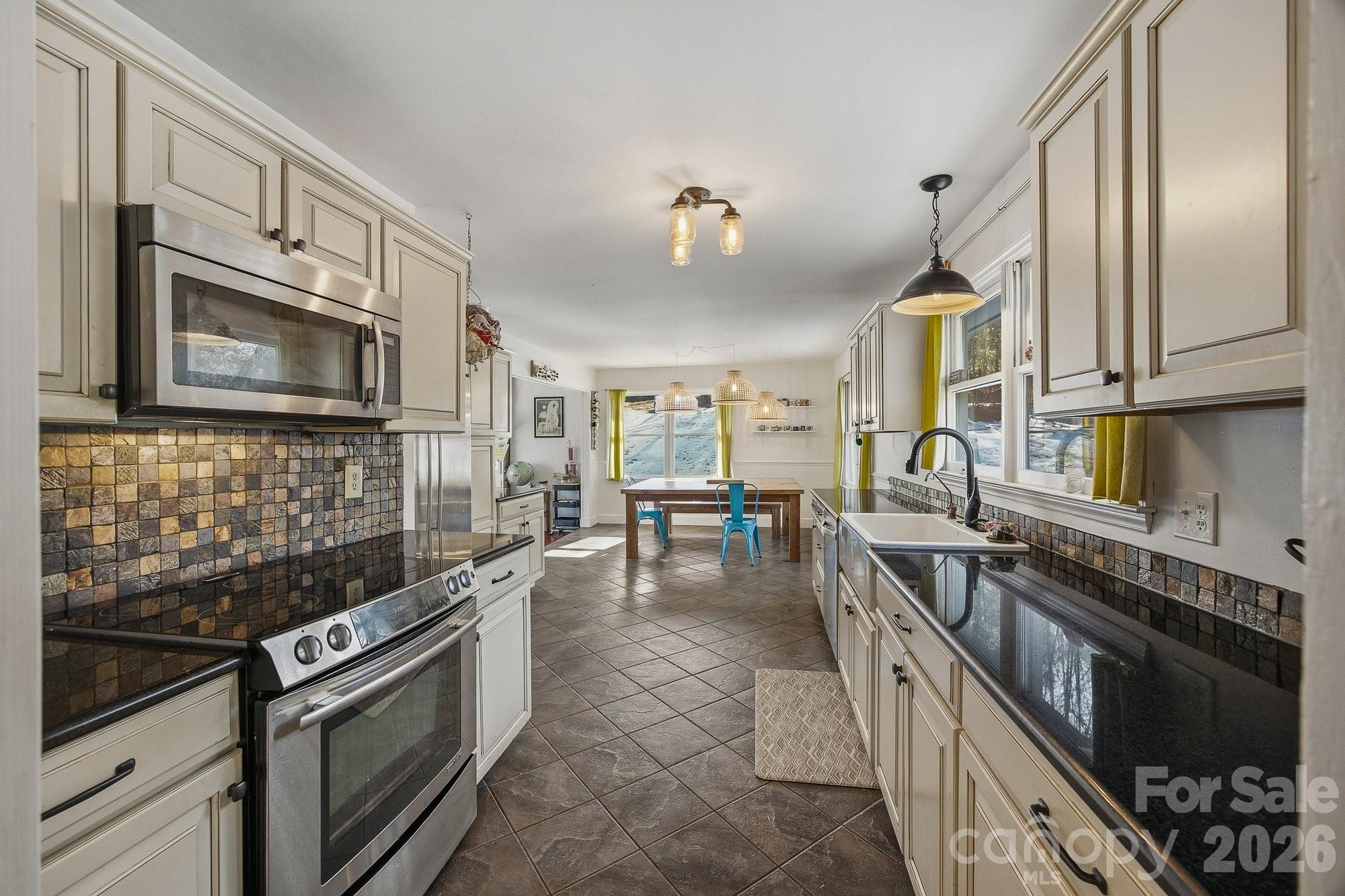 101 Honeysuckle Lane