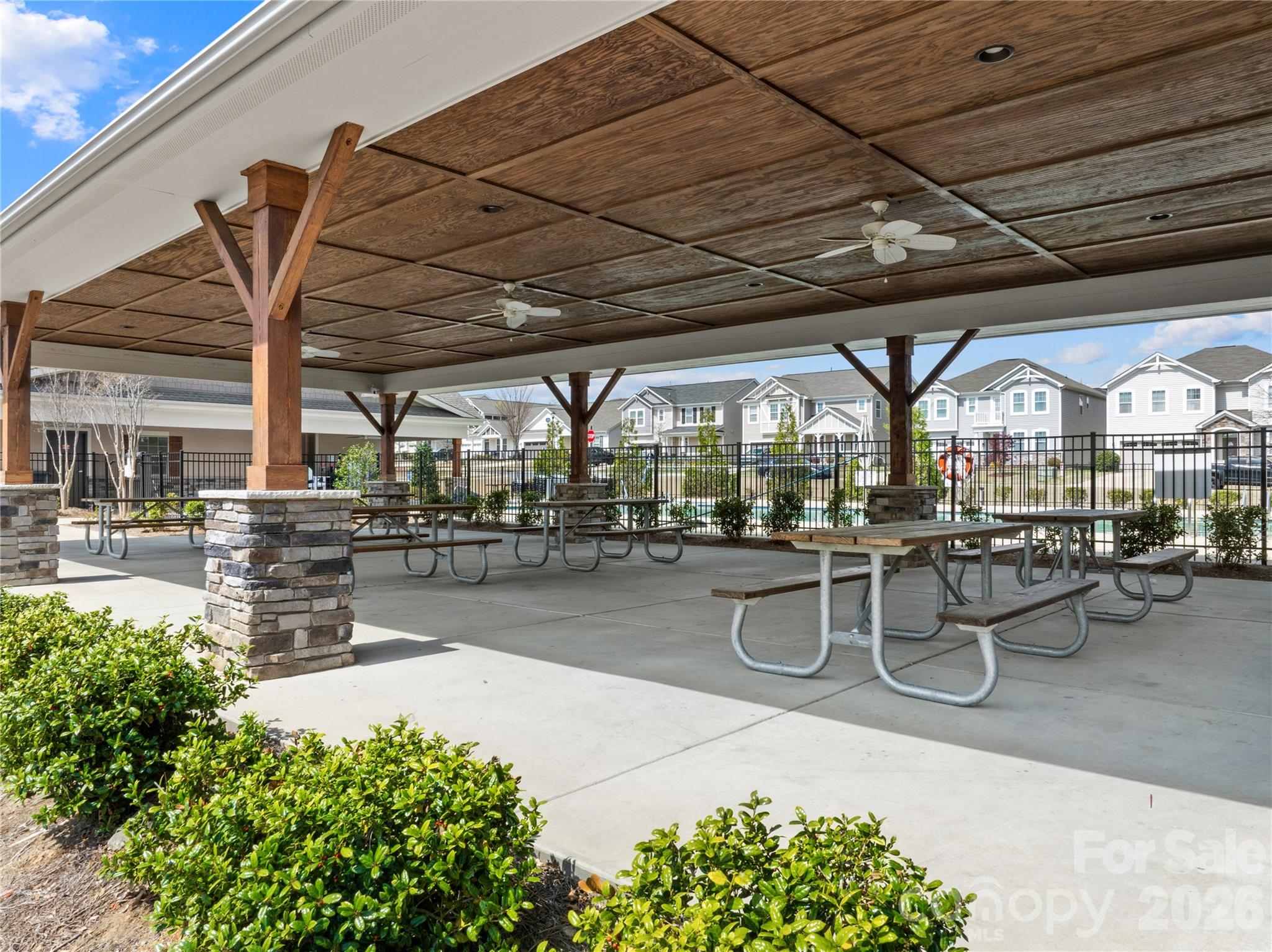 Kings Grove Manor - Residential