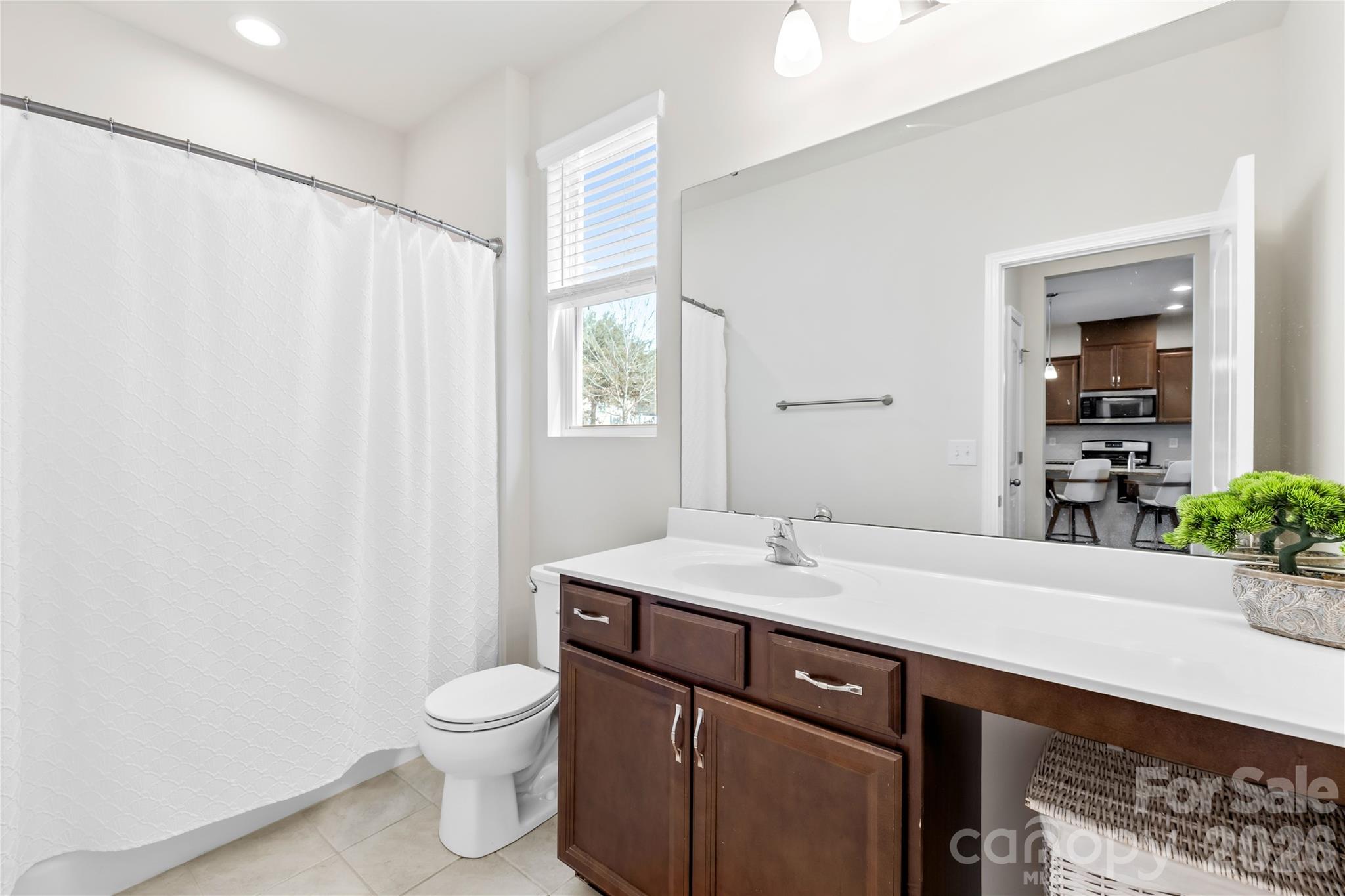 Kings Grove Manor - Residential