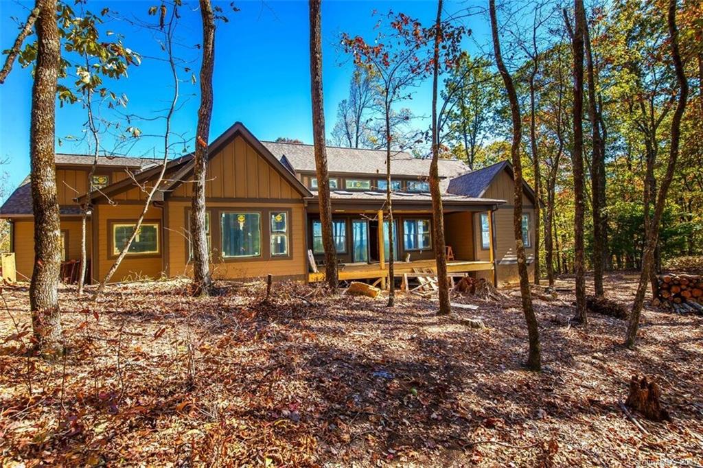 Photo 1 of 17 — 250 Kanasgowa Drive, Brevard, NC 28712
