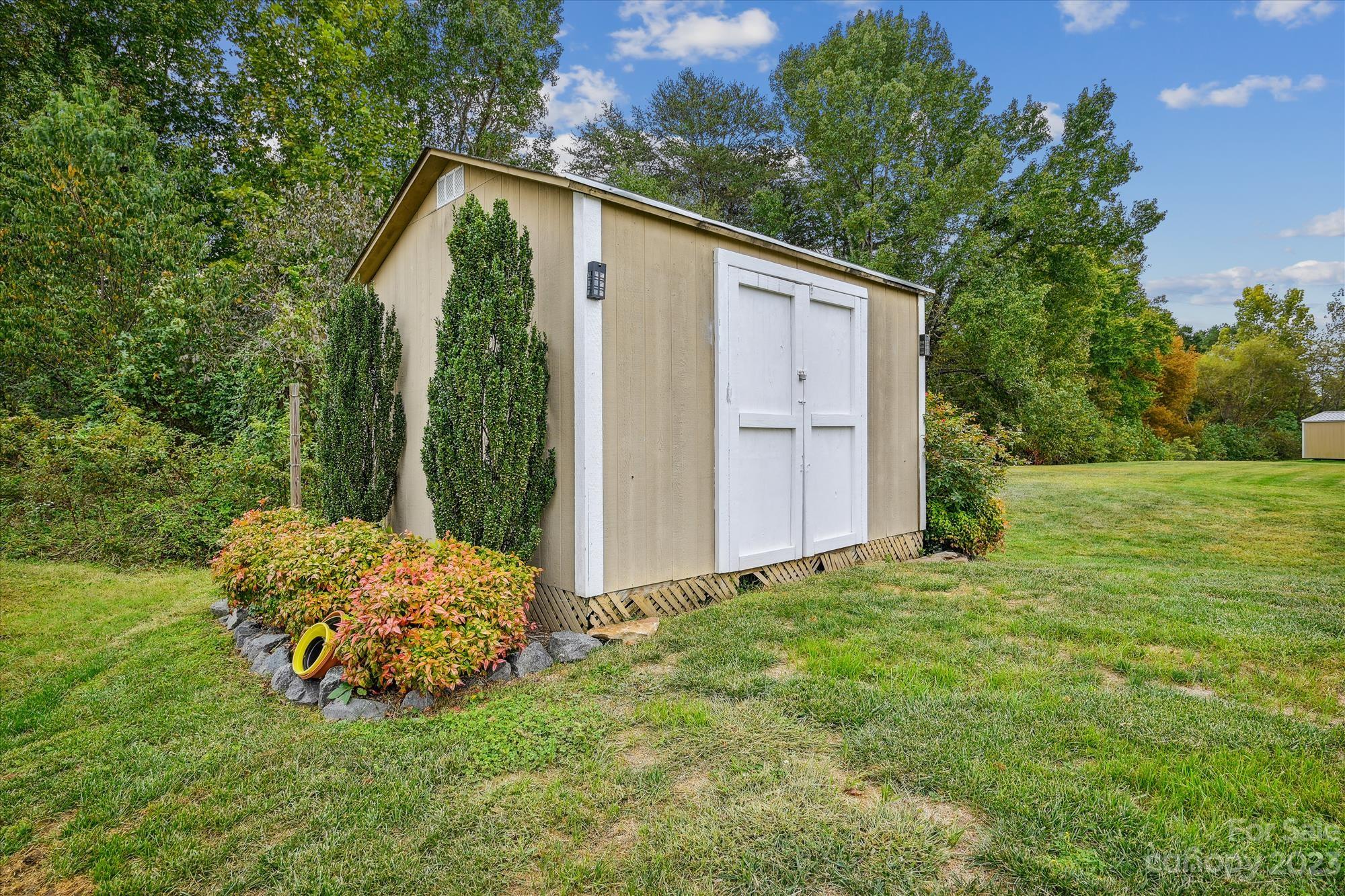 Lincoln Meadows - Residential