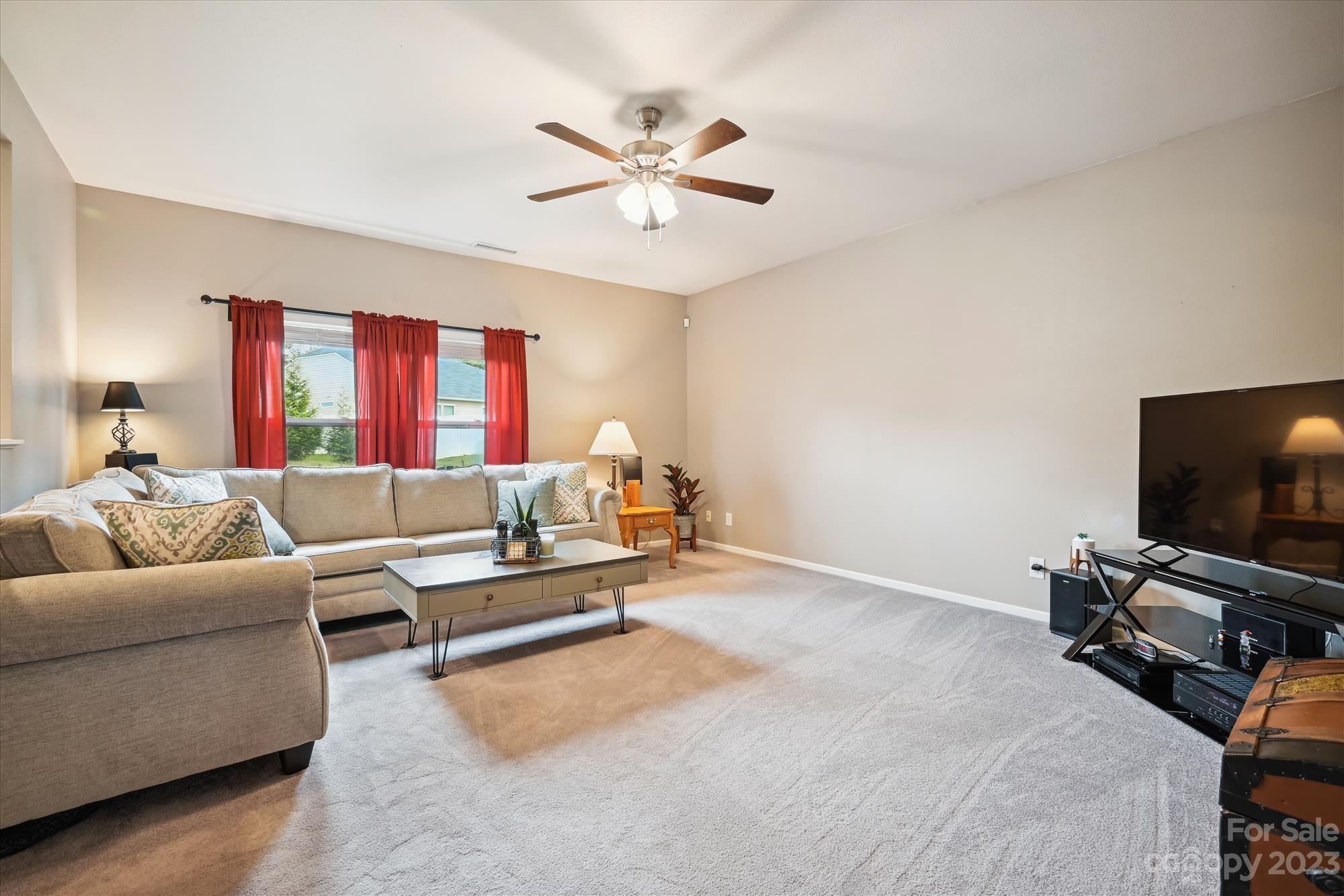 Lincoln Meadows - Residential