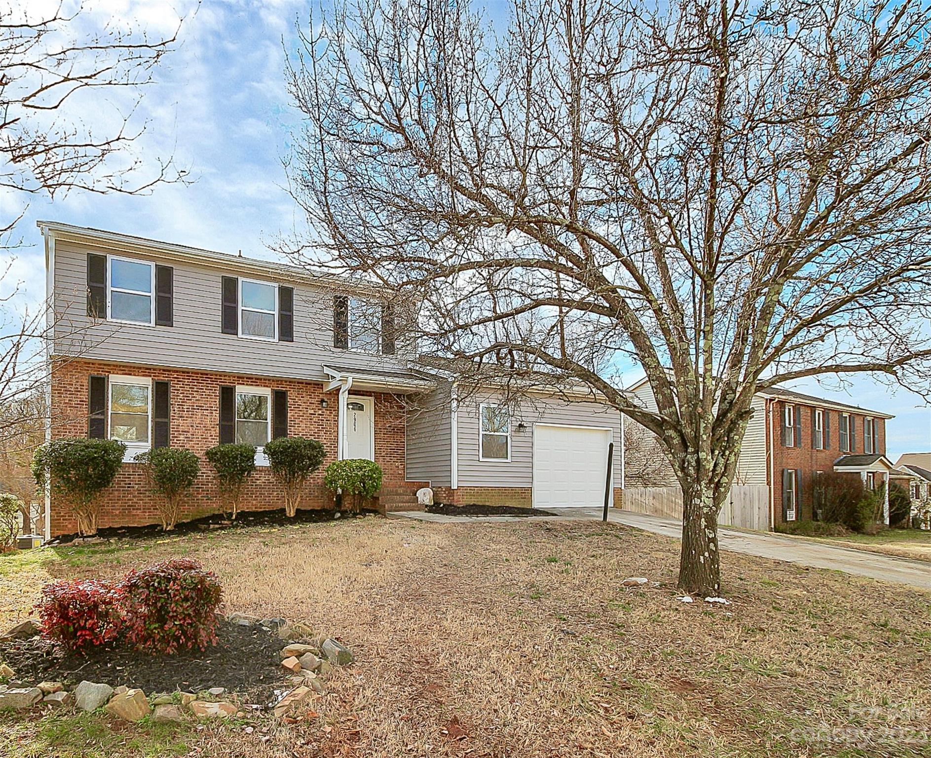 Pheasant Knoll - Residential