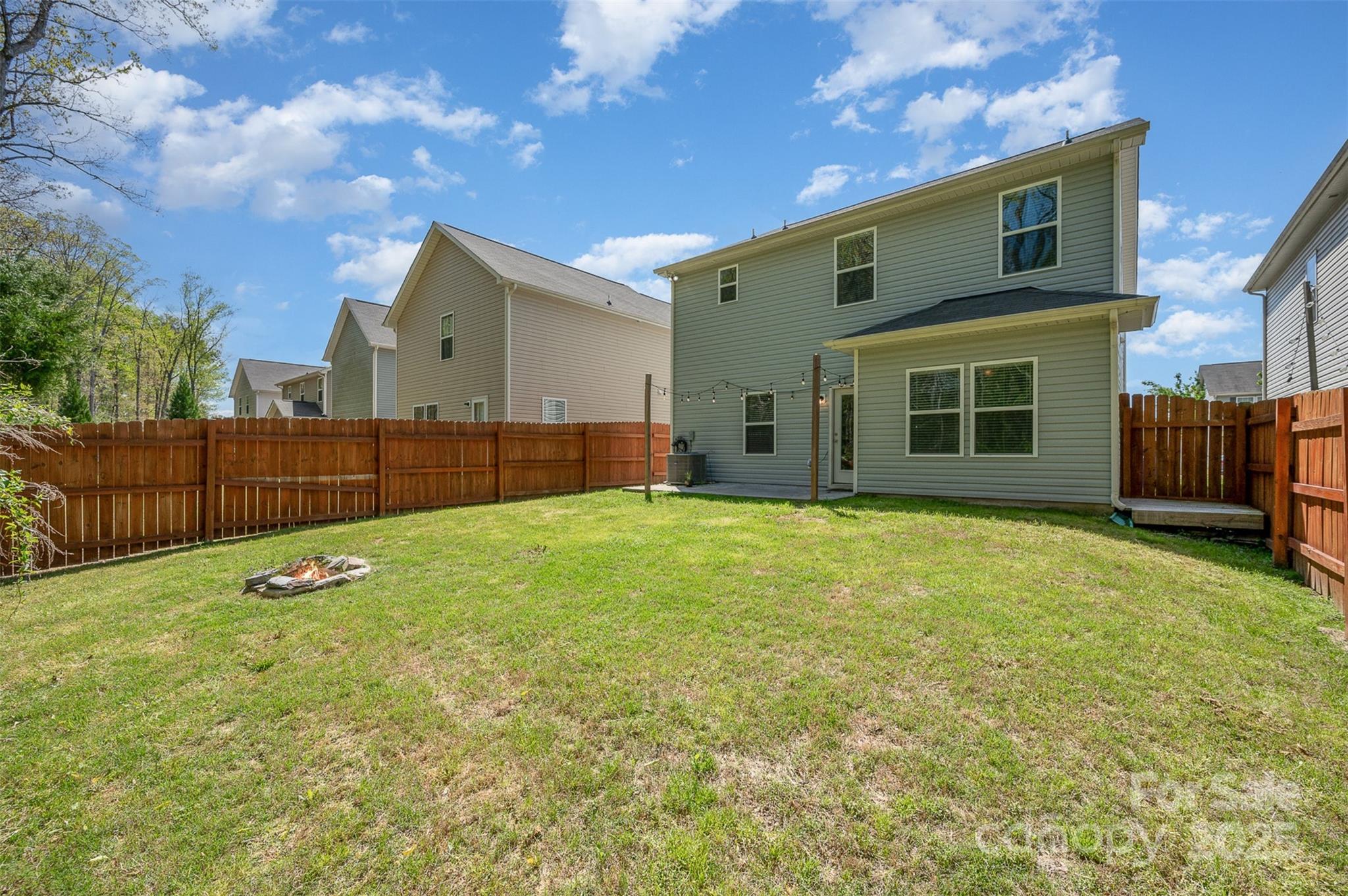 Fox Creek - Residential