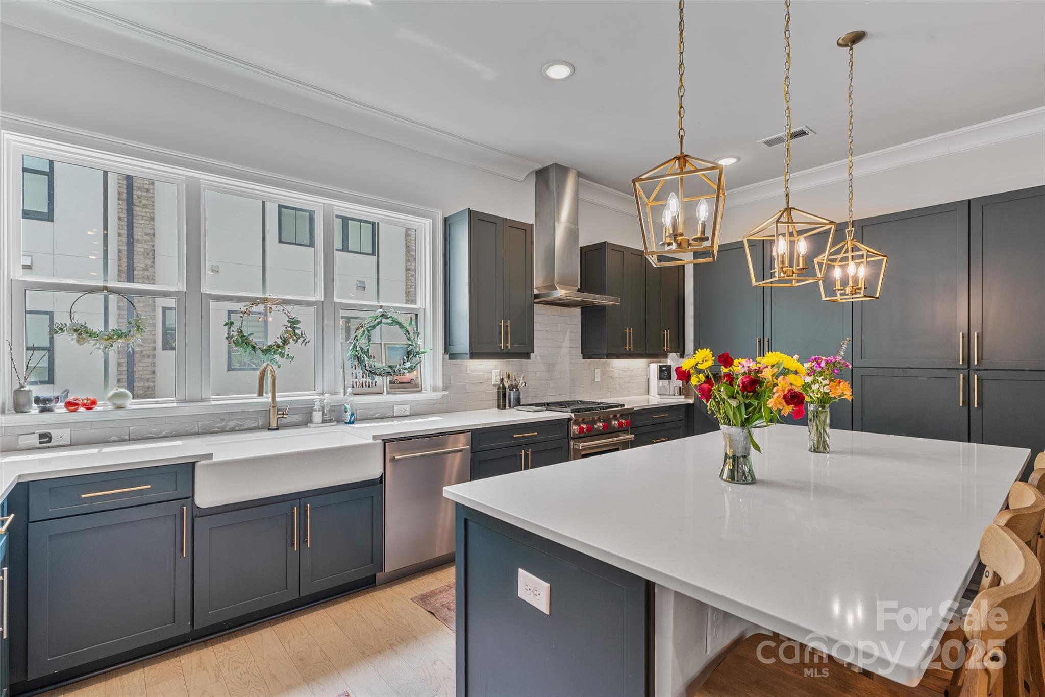 1111 Parkside Greenway Drive