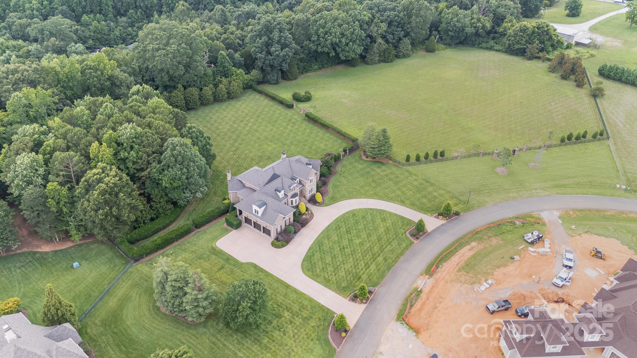 1270 Teeter Farms Drive