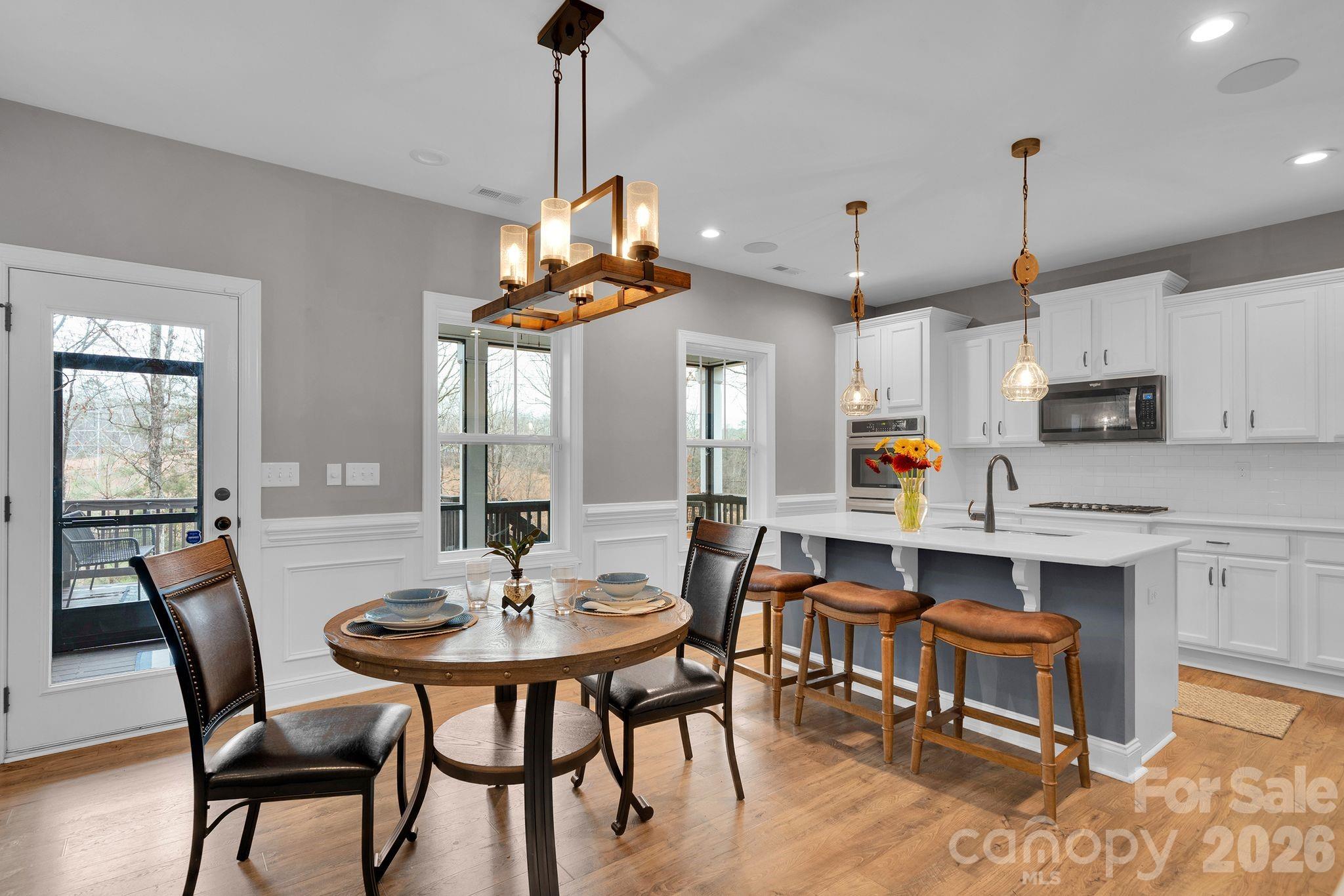 The Retreat At Sunset Ridge - Residential