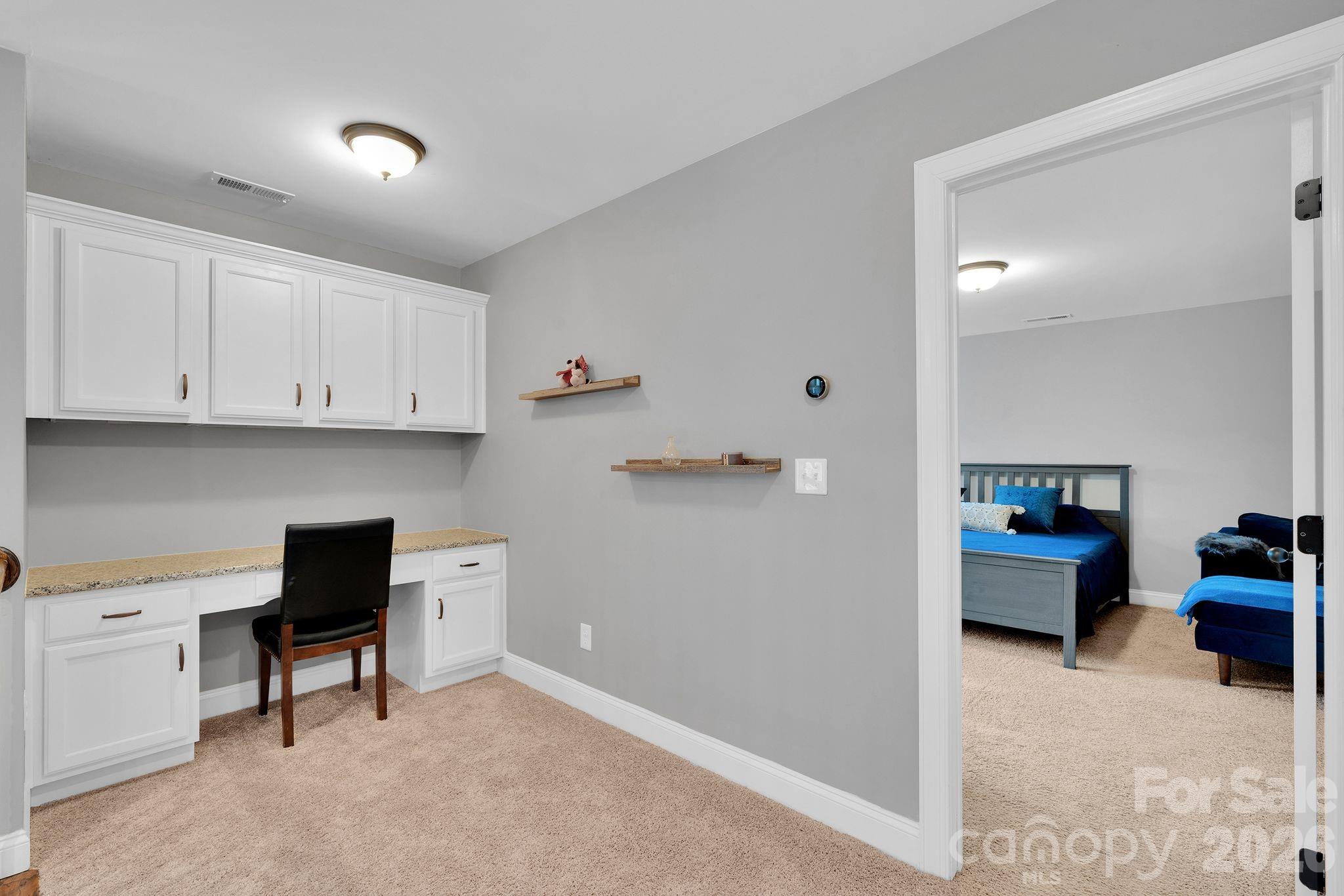 The Retreat At Sunset Ridge - Residential