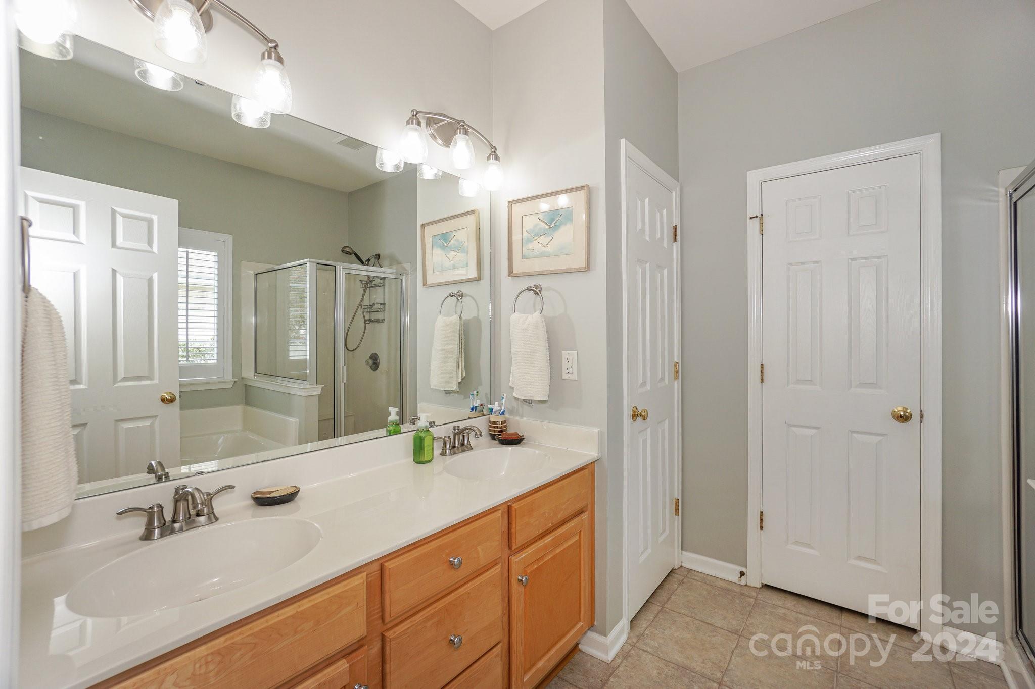 The Gates - Residential