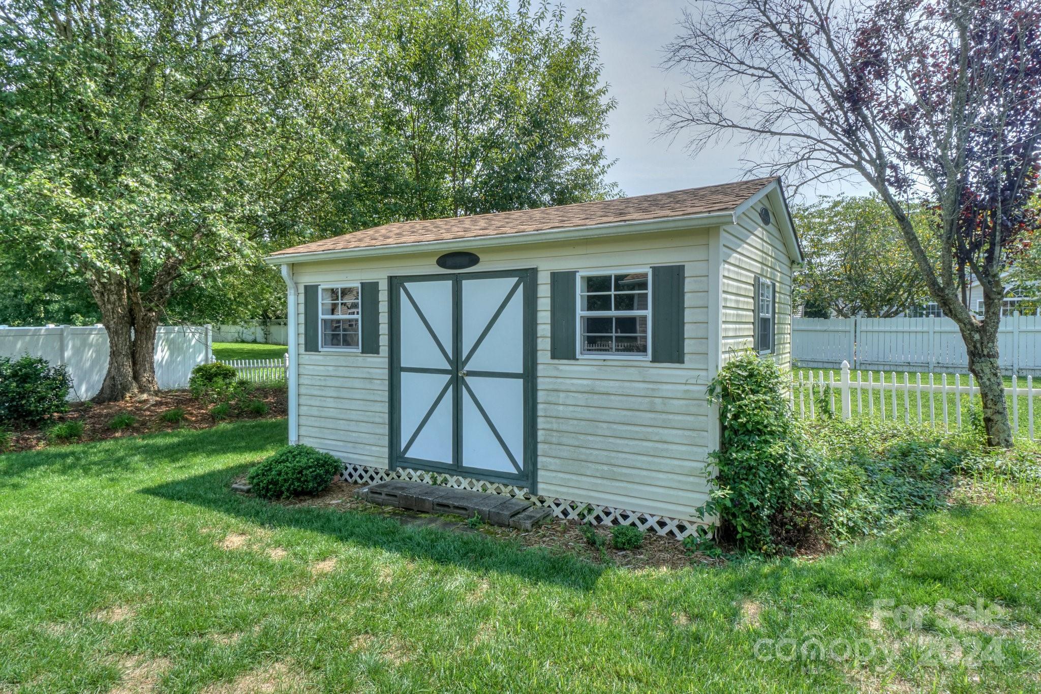 The Gates - Residential