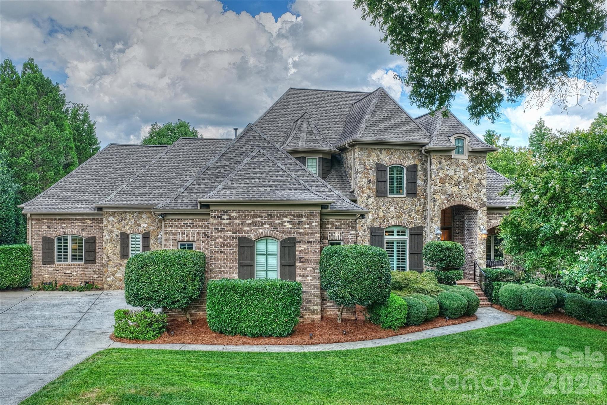 1501 Venetian Way Drive