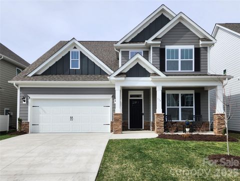 574 Fox Cove Road Hendersonville NC 28792