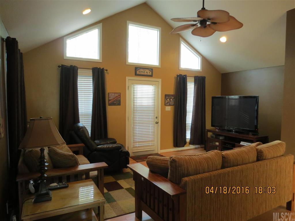 Pipers Ridge - Residential