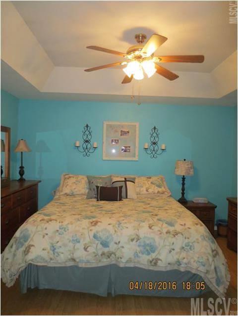 Pipers Ridge - Residential