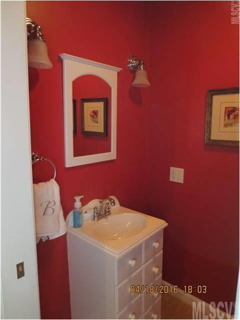 Pipers Ridge - Residential