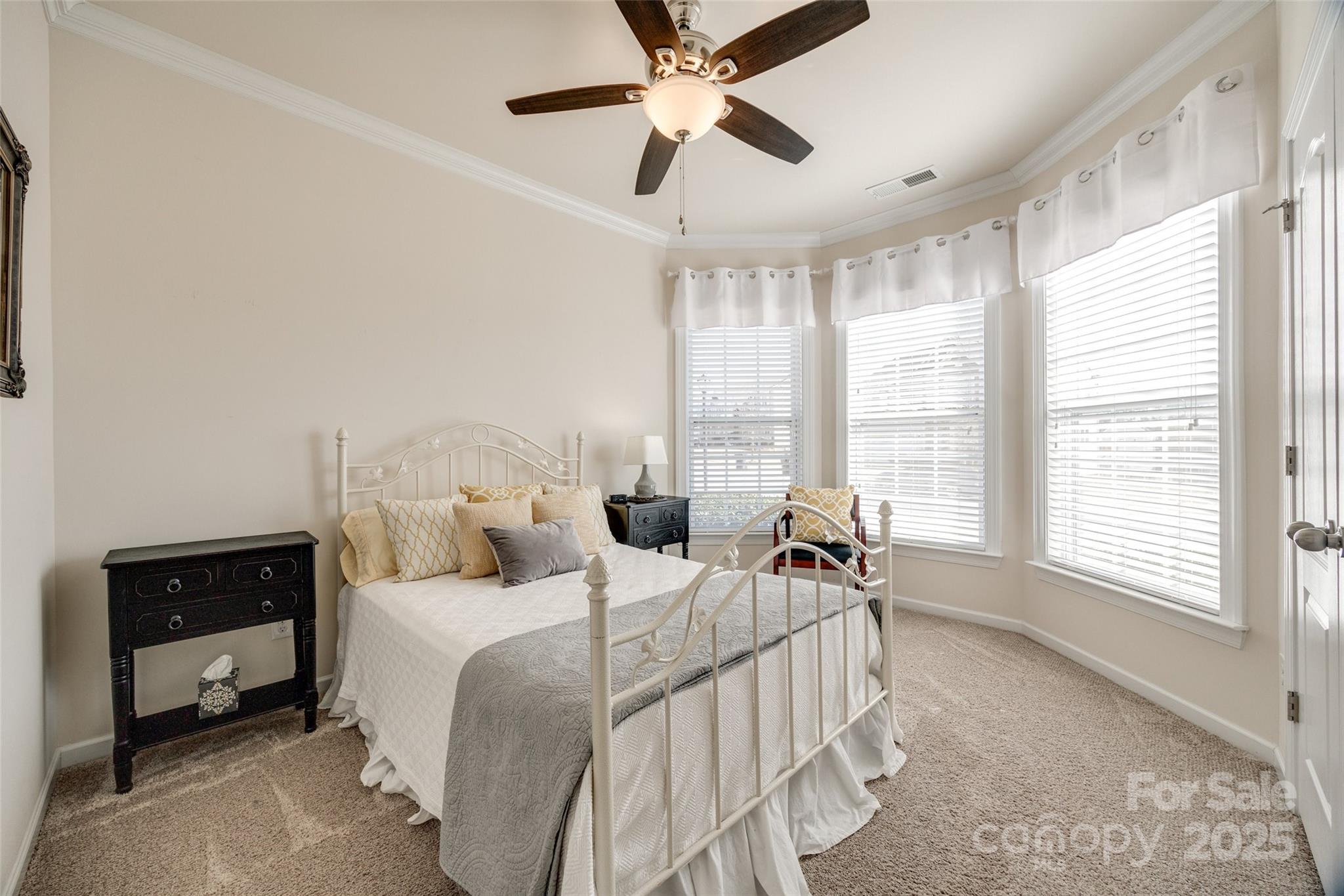 Hawks Creek - Residential