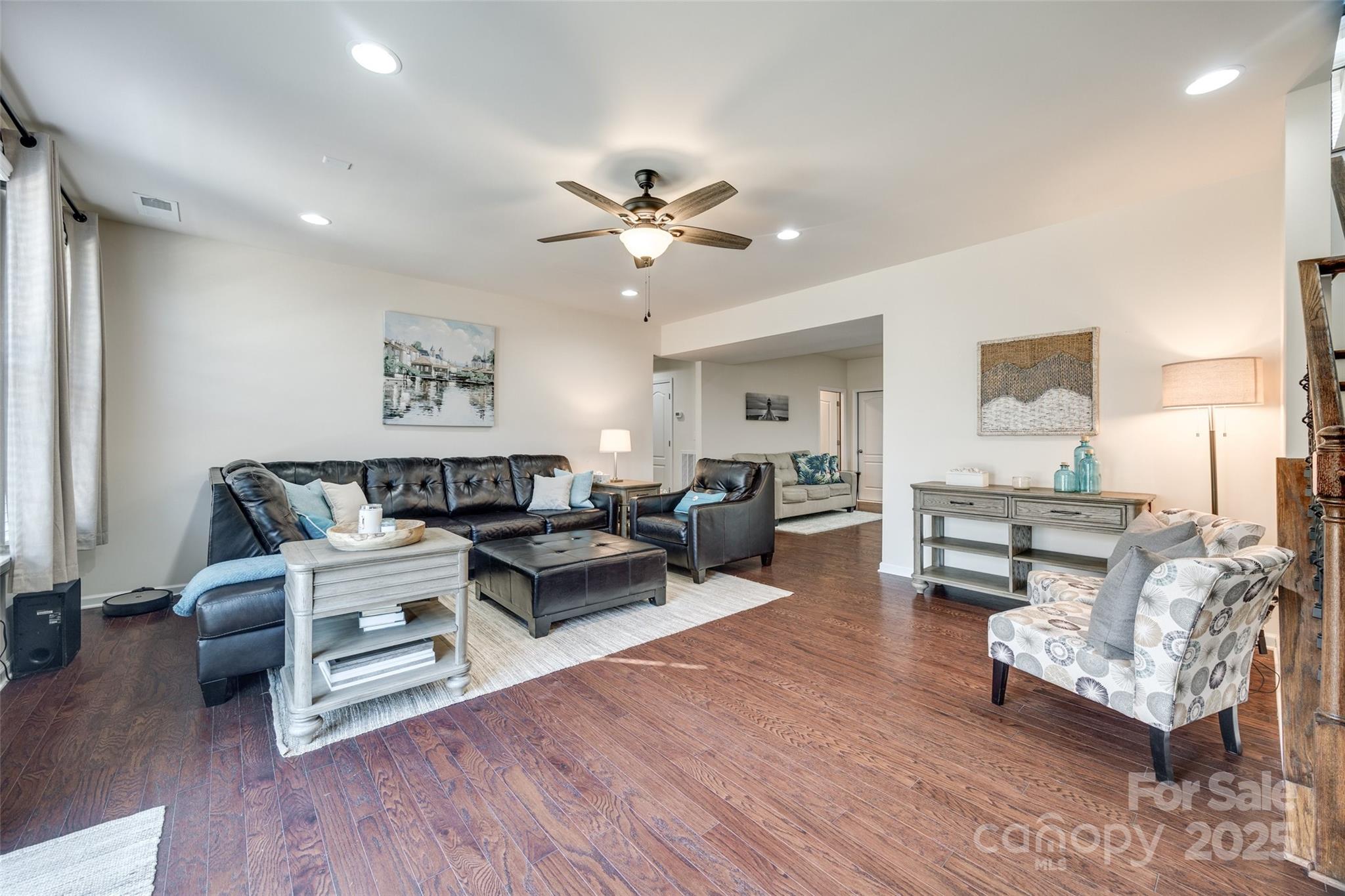 Hawks Creek - Residential