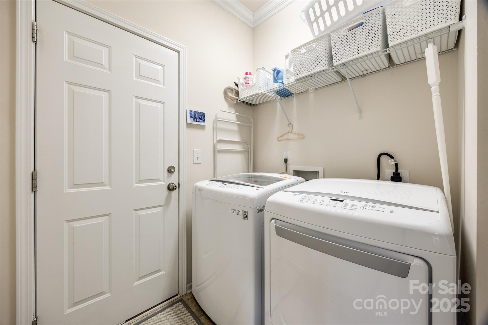 Hawks Creek - Residential