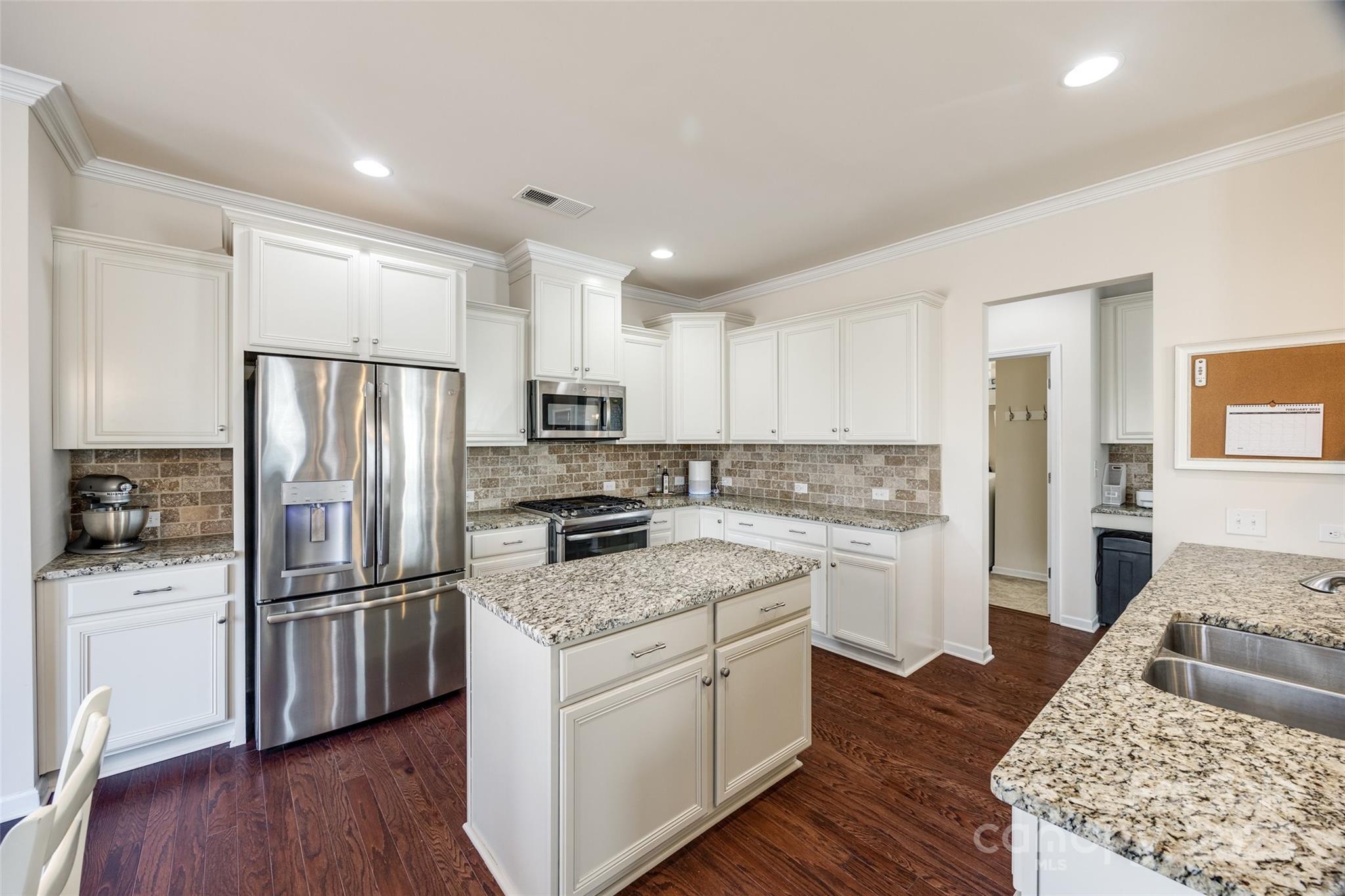 Hawks Creek - Residential