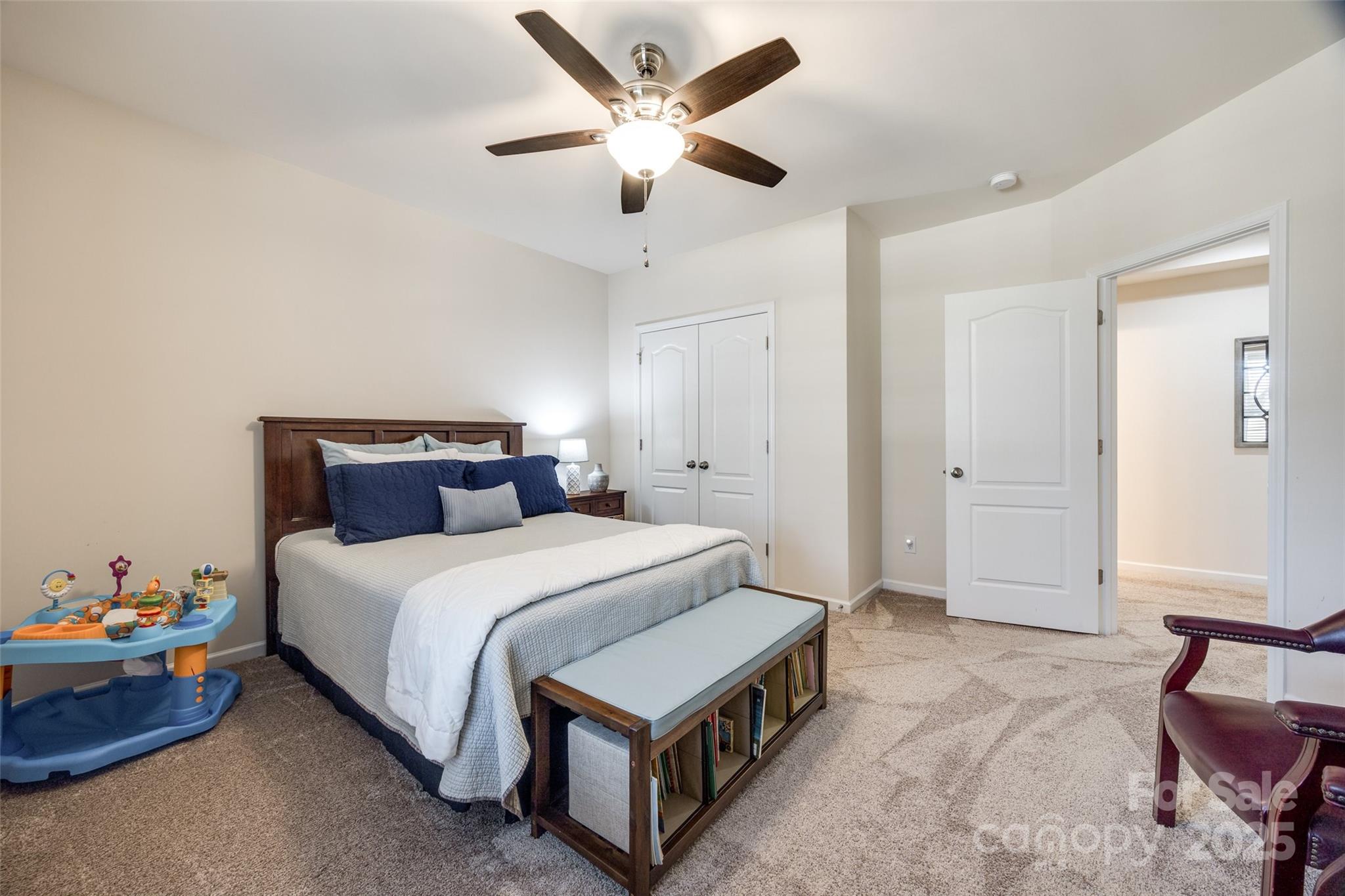 Hawks Creek - Residential