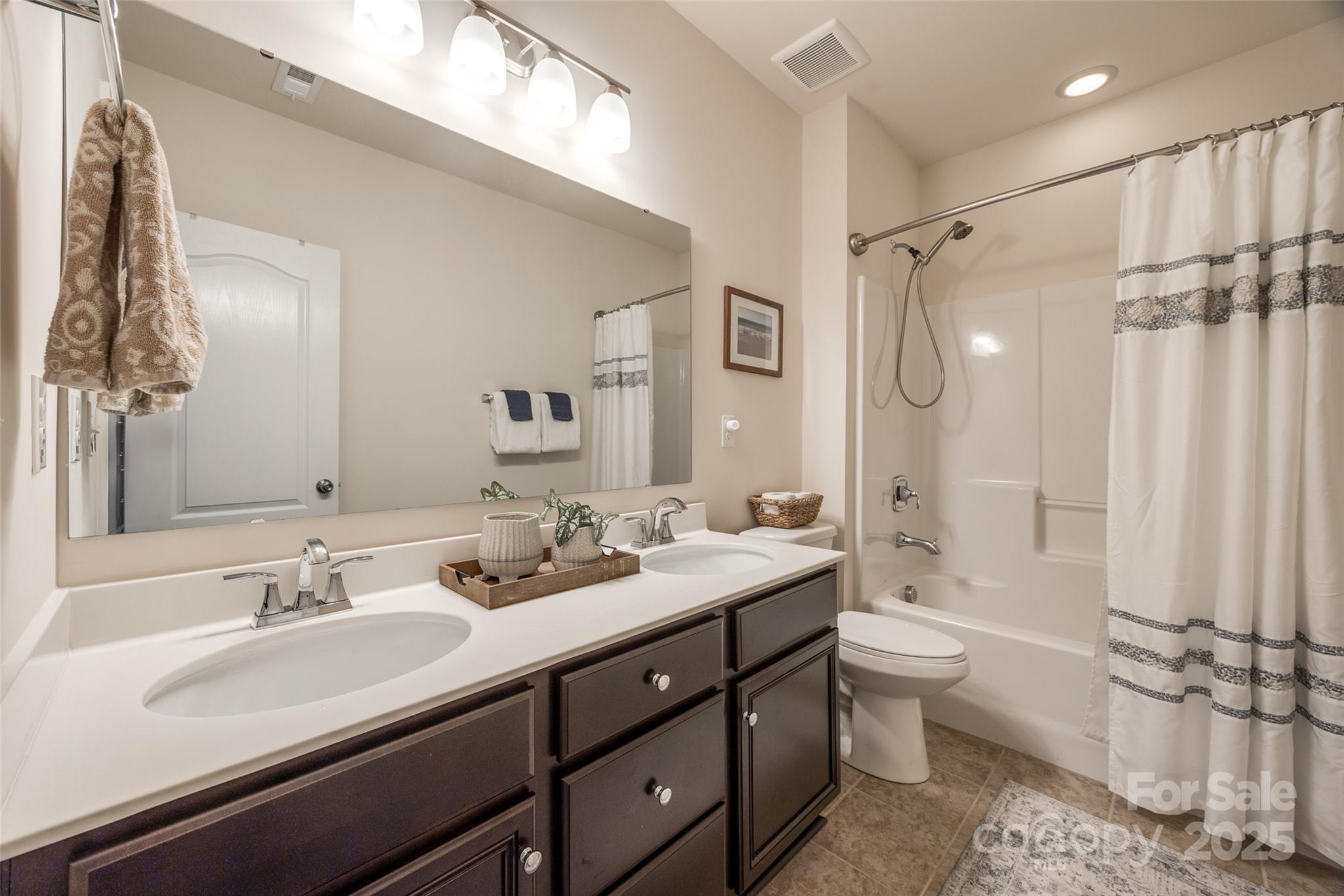 Hawks Creek - Residential