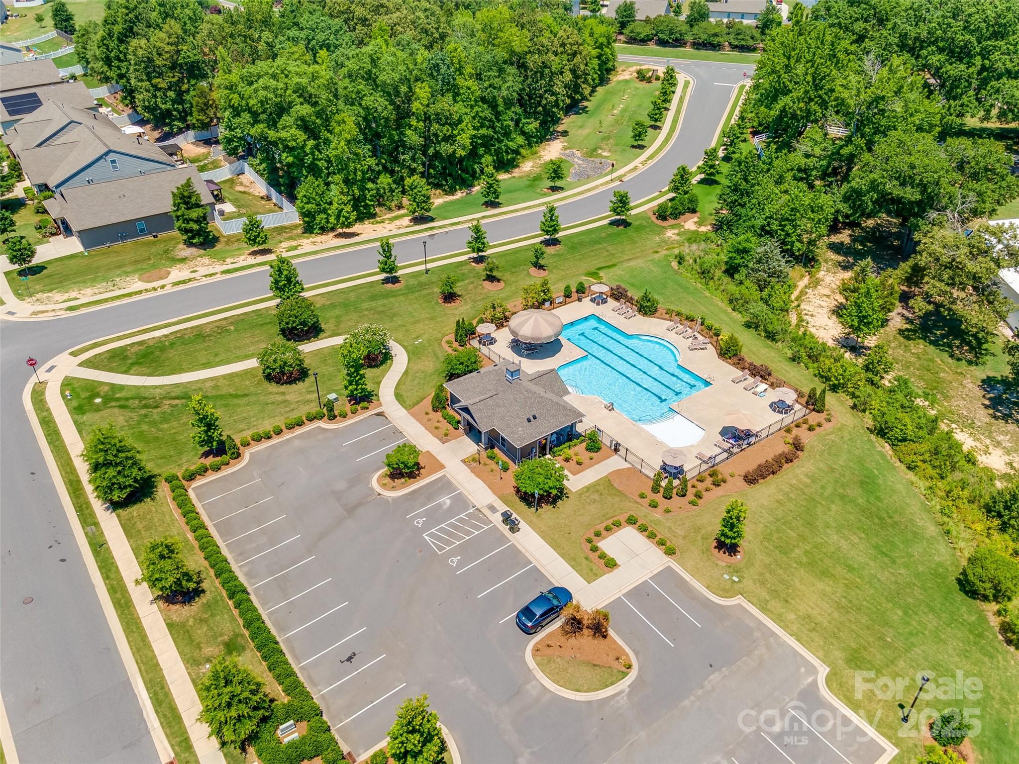 Hawks Creek - Residential