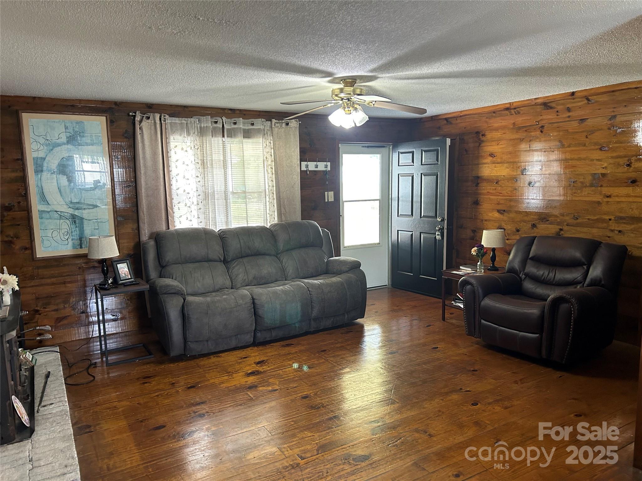 604 W Lime Street