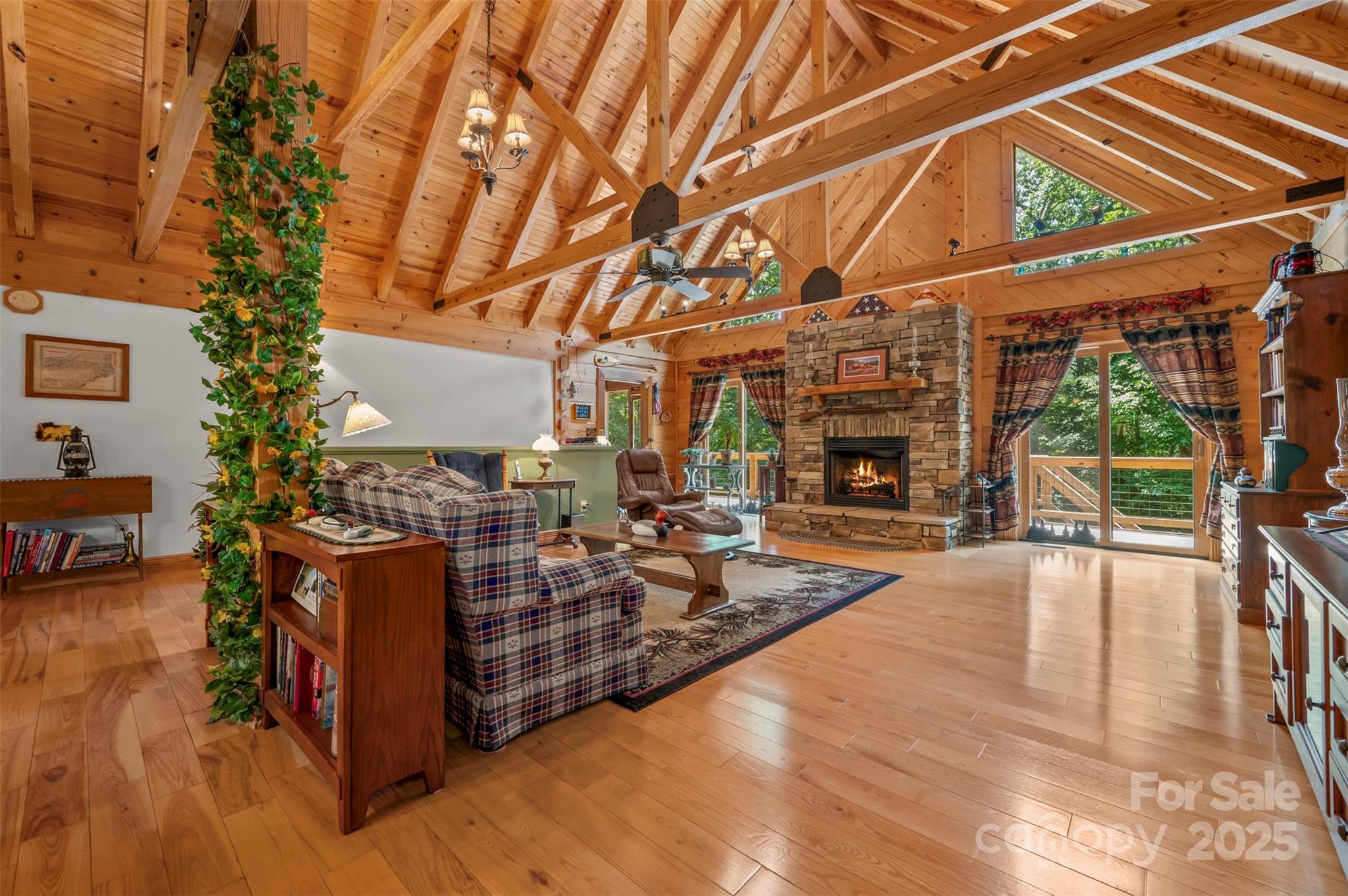 23 Jay Foster Way 22/23