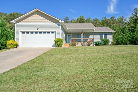Photo of 2301 Saratoga Run, Morganton, NC 28655 (MLS # 4306068)
