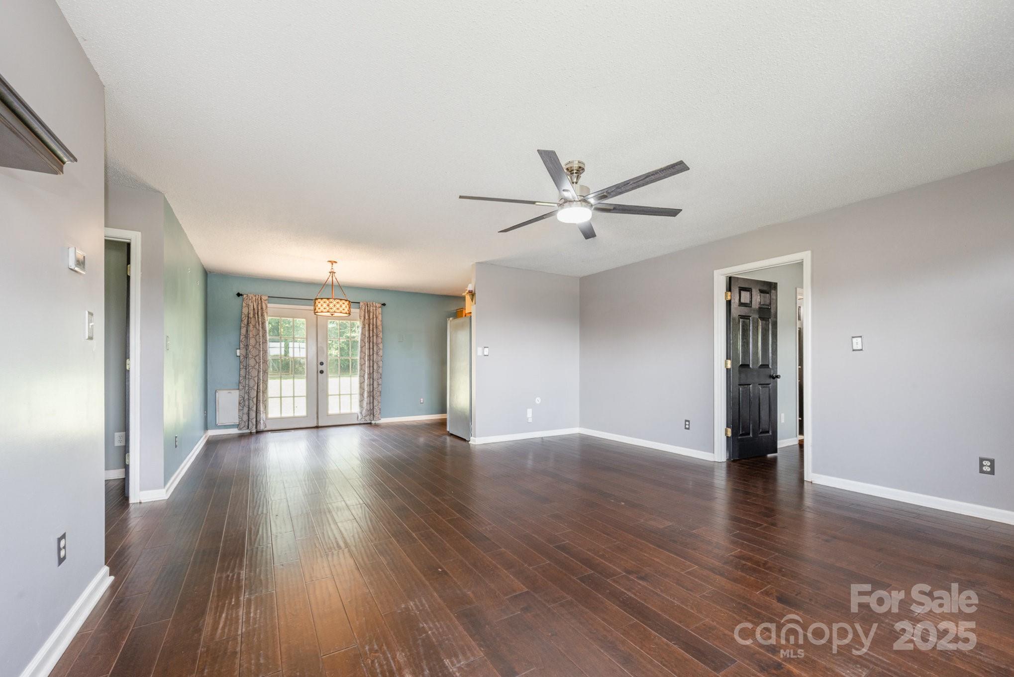 2070 Rocketts Way