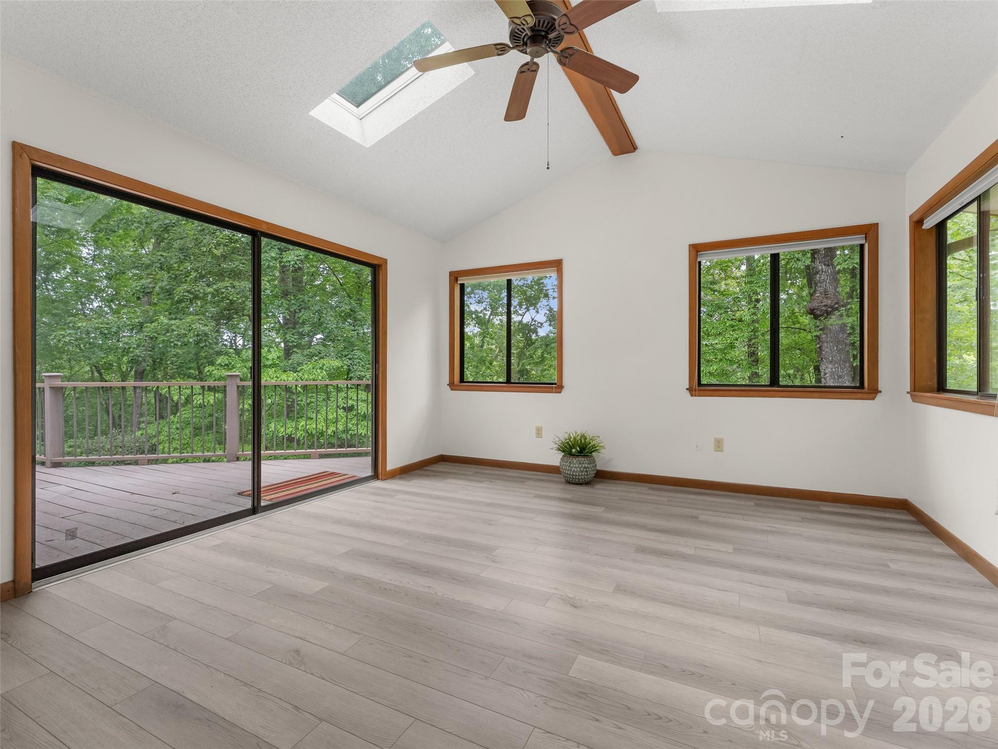 Knob Creek - Residential
