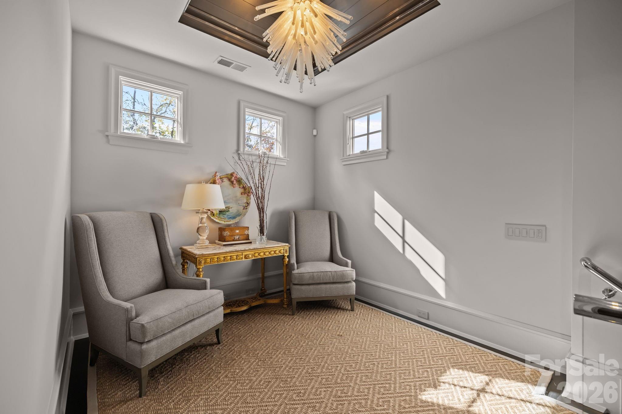 Seven Eagles - Residential