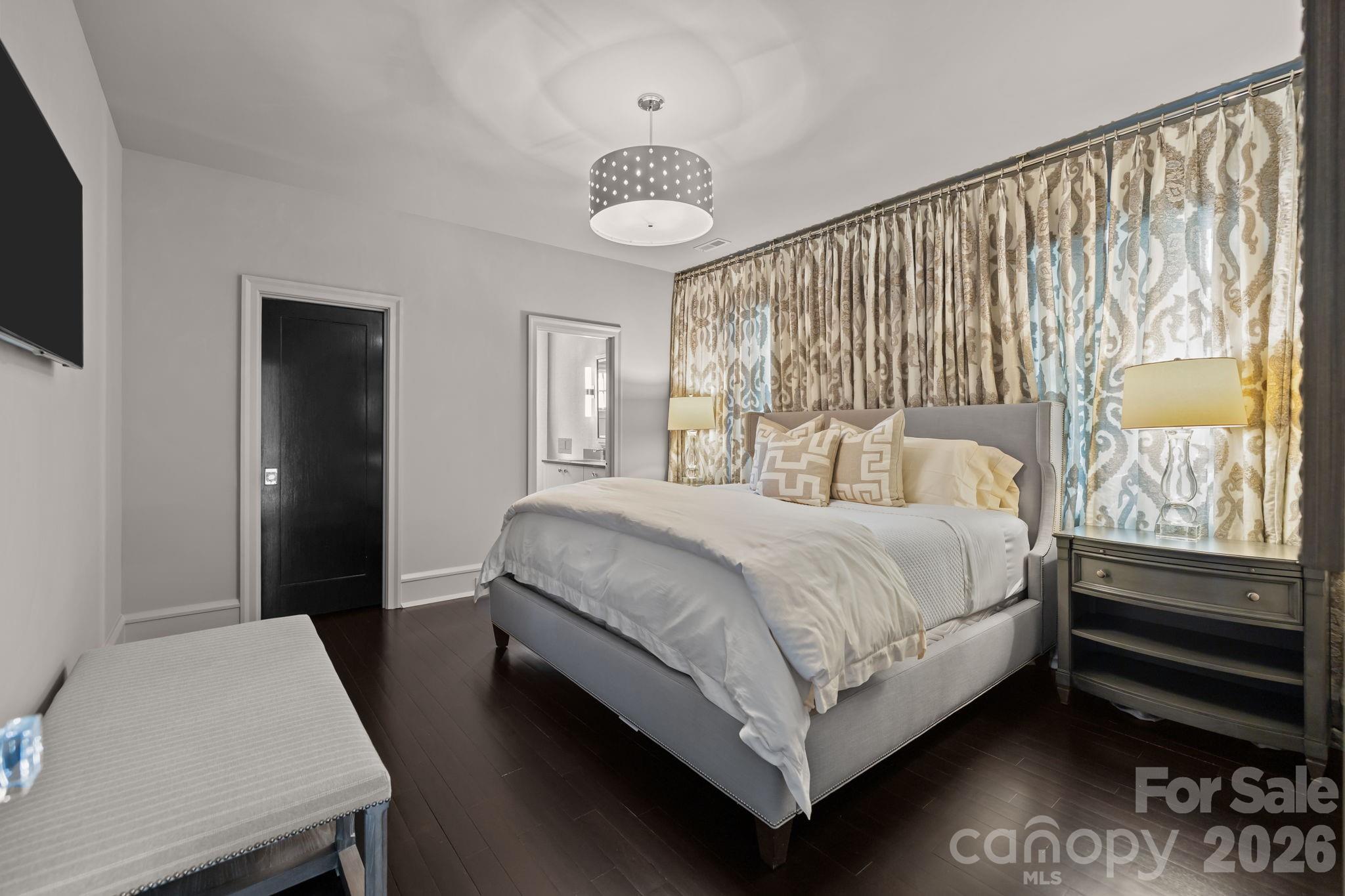 Seven Eagles - Residential