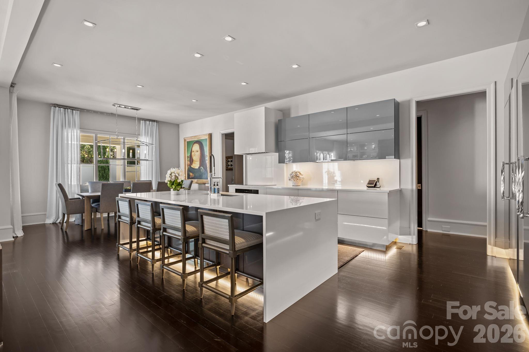 Seven Eagles - Residential