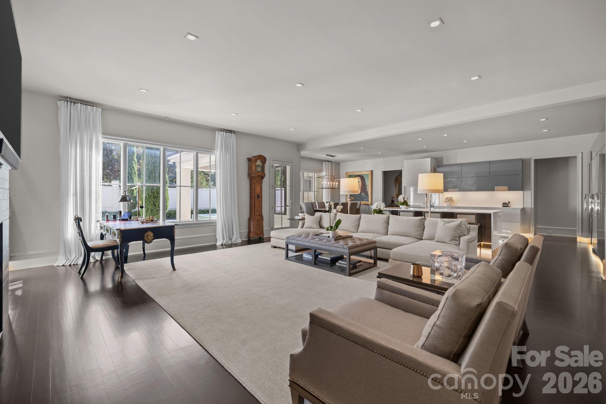 Seven Eagles - Residential