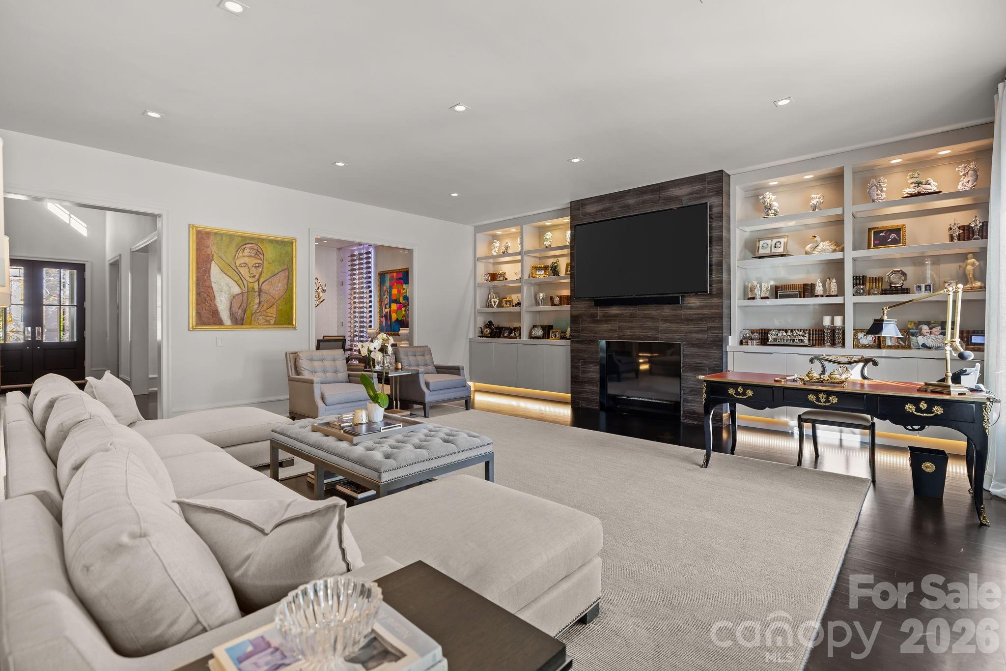 Seven Eagles - Residential