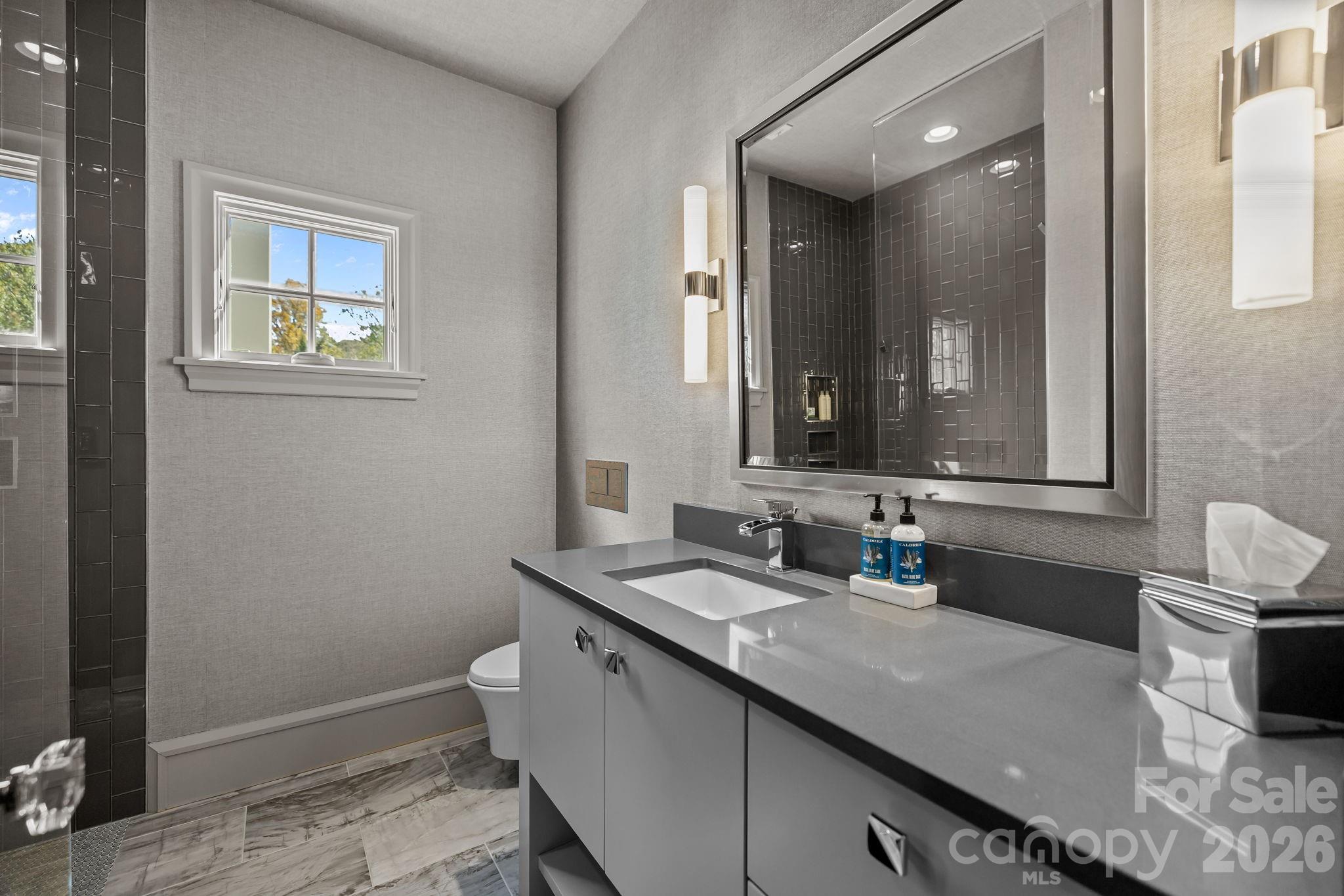 Seven Eagles - Residential