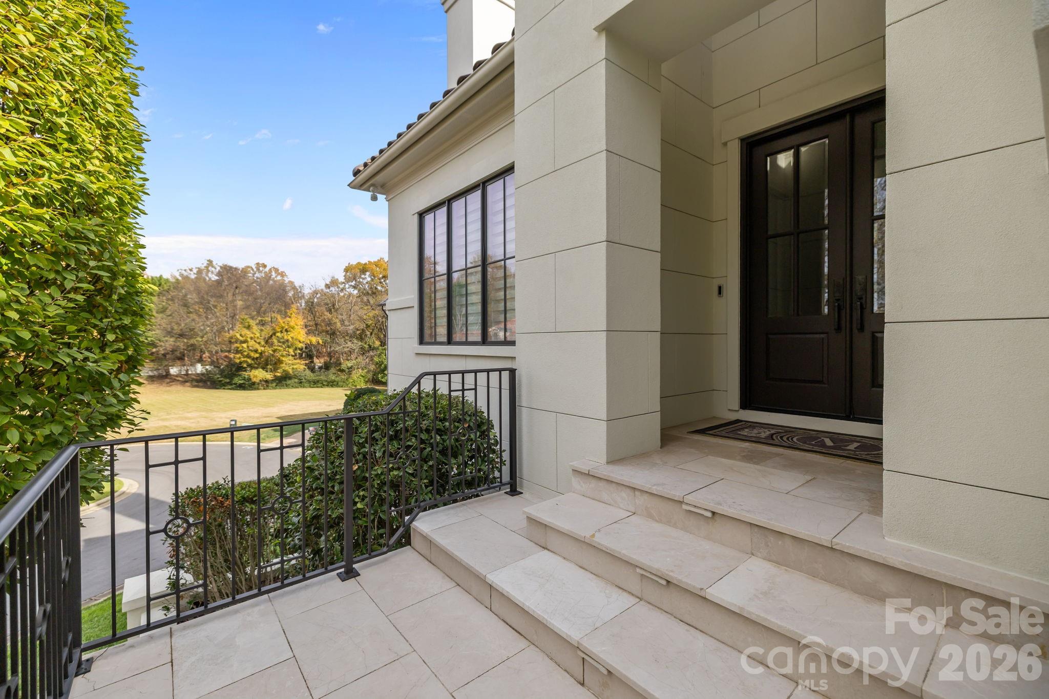 8417 Double Eagle Gate Way