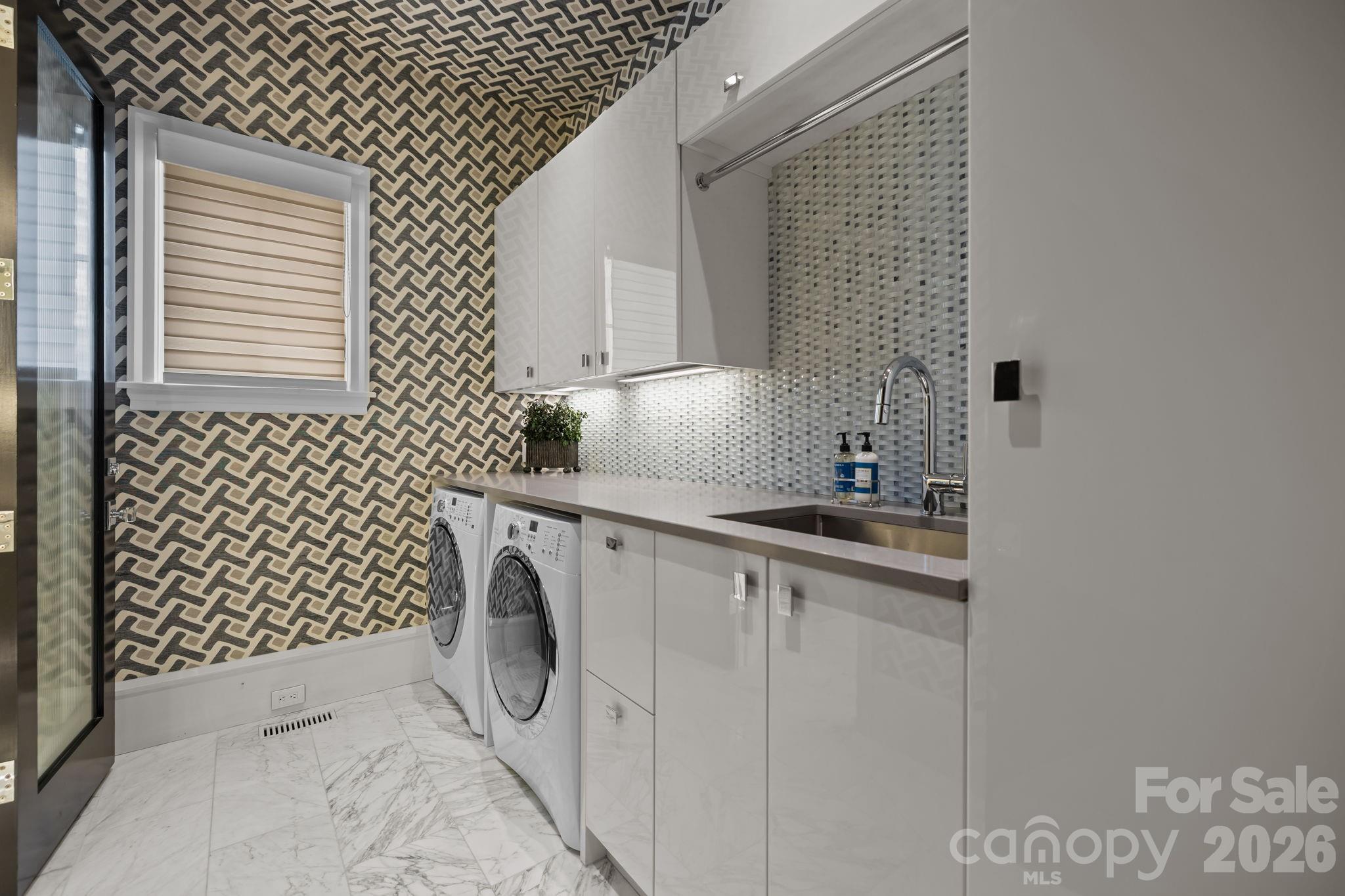 Seven Eagles - Residential