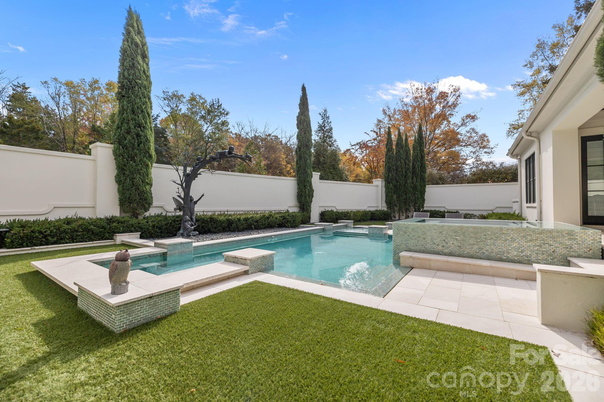 Seven Eagles - Residential