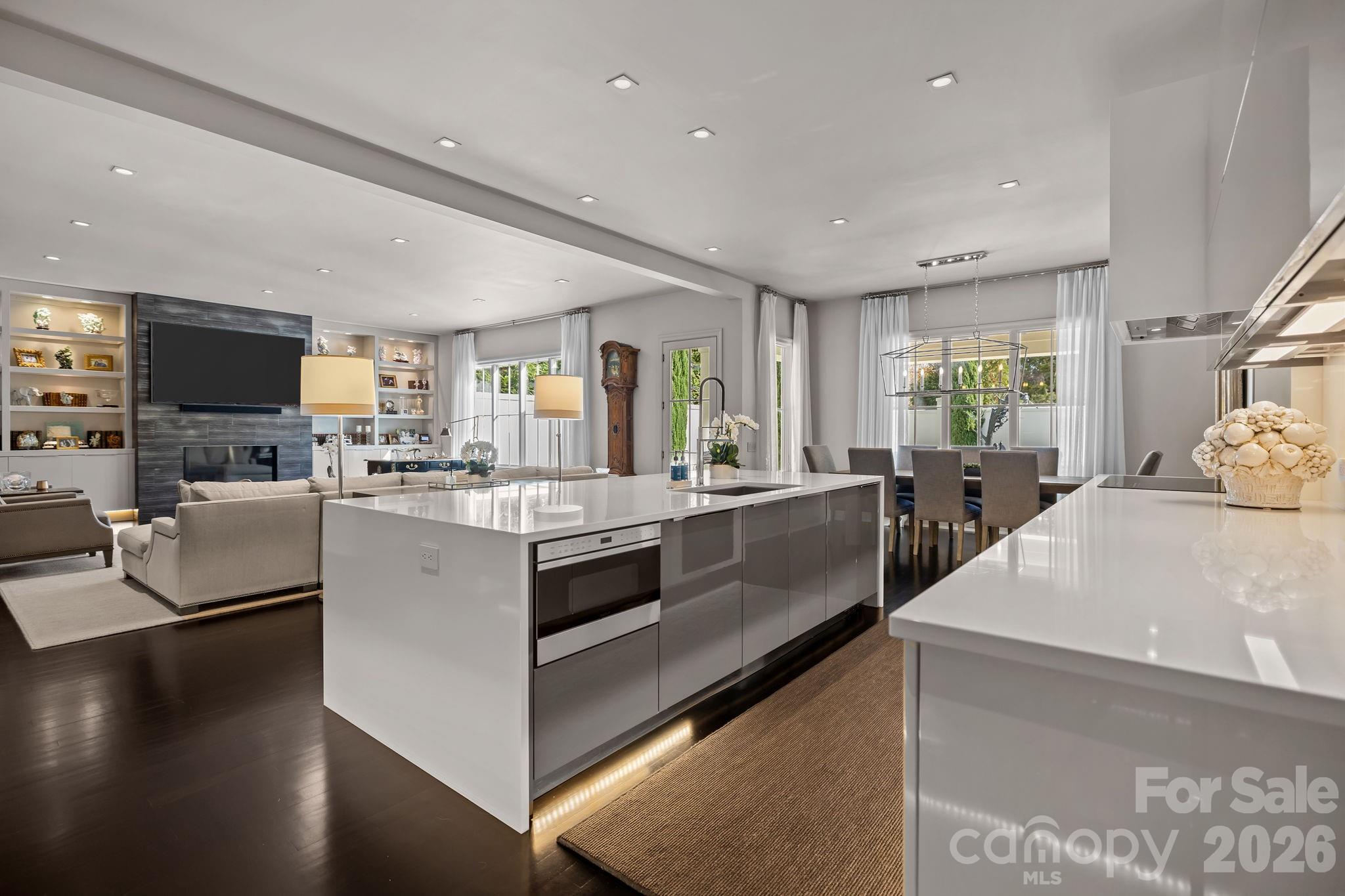 Seven Eagles - Residential