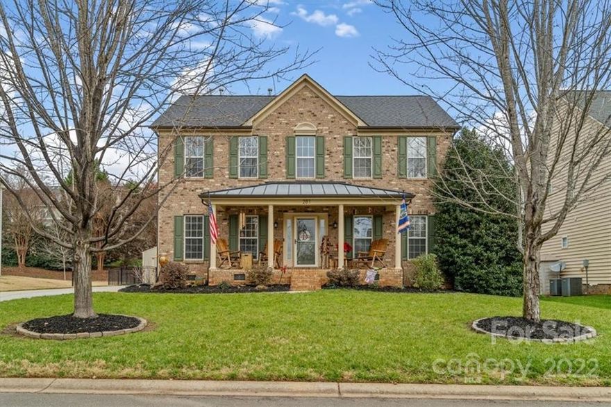 From builder grade to updated beauty, this stately home is a MUST SEE! Located near the NC/SC boarder & in the Fort Mill School District, this home in the established Fallbrook neighborhood features new front yard landscaping, a fenced backyard, a 12x16 ft shed, an extended driveway, new back porch, & a new roof with a 10 yr transferable warranty! Inside updates include: real hardwood floors on the main level & upstairs hallway, primary bedroom & 5th bedroom/office, new carpet in 3 bedrooms, & new rod iron spindles. Kitchen has new finger print resistant SS appliances, granite counters, center island, breakfast nook & open sight lines to the living & sun room. Laundry & 1/2 bath on main. The primary bedroom features a remodeled ensuite with a large tiled shower w/ glass surround, new dual sink vanity, tiled floors & linen closet. The 4 additional rooms share access to a hall bathroom w/ a dual sink vanity. Enjoy time outside on the deck or extended patio overlooking the flat backyard!