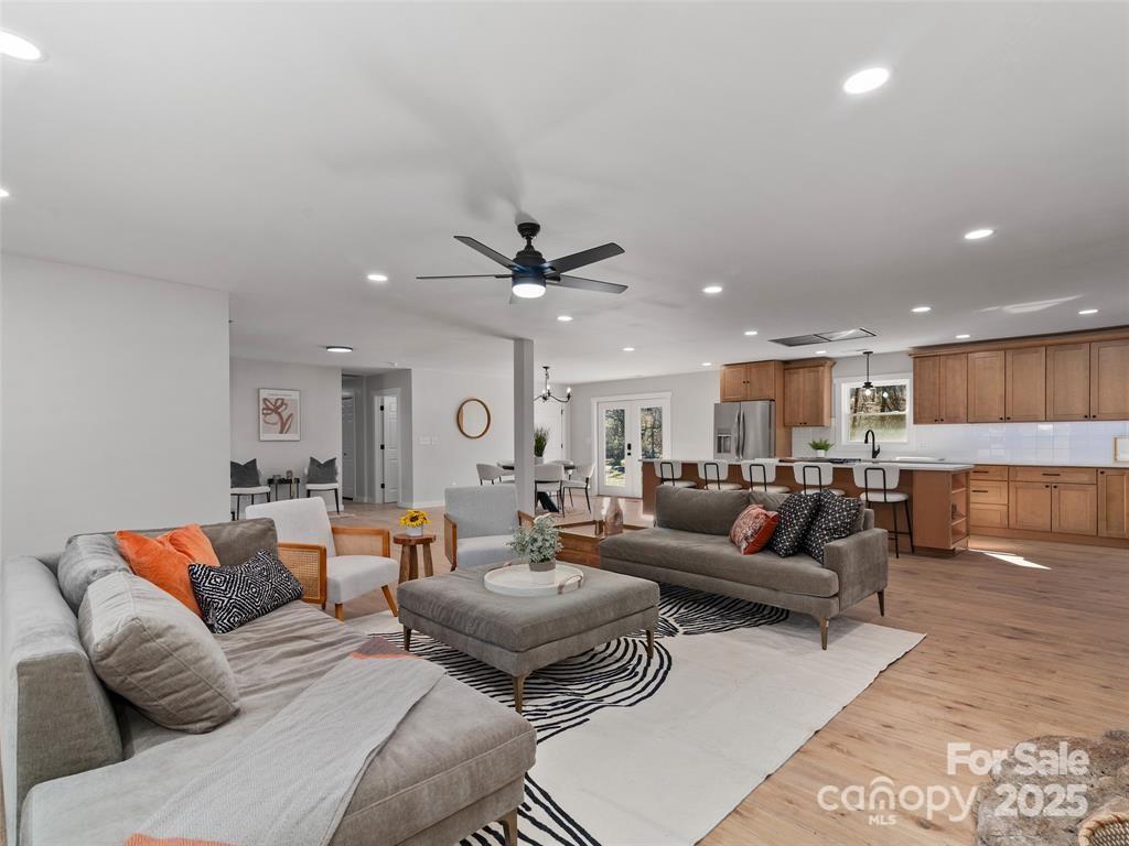 1109 S Prestonwood Drive