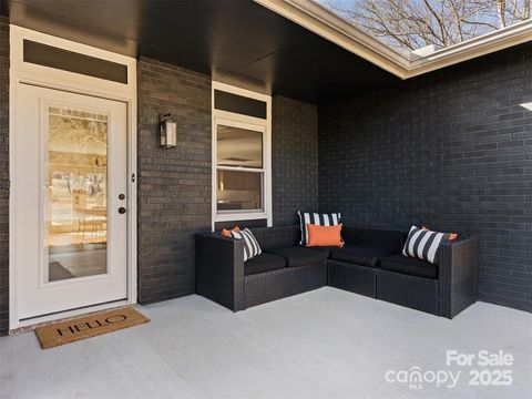 1109 S Prestonwood Drive Hendersonville NC 28739