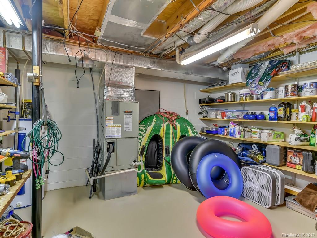 Rumbling Bald on Lake Lure - Residential