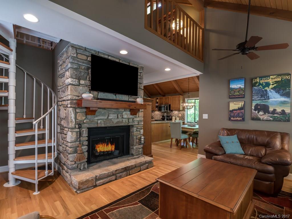 Rumbling Bald on Lake Lure - Residential