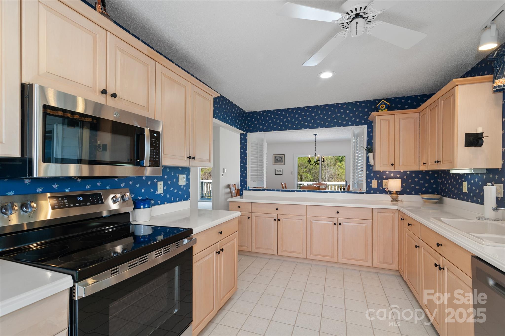 The Overlook At Laurel Ridge - Residential