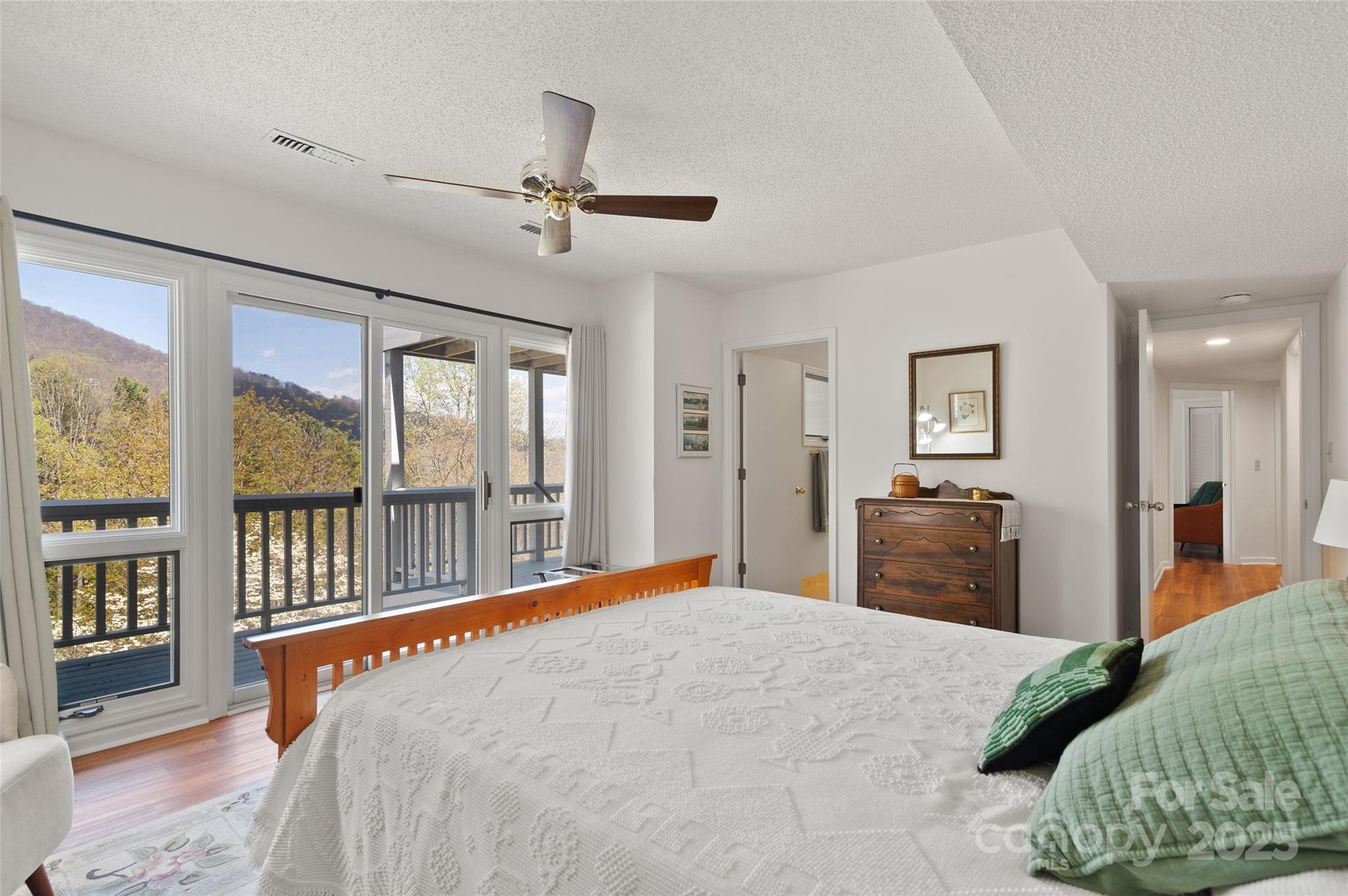 The Overlook At Laurel Ridge - Residential