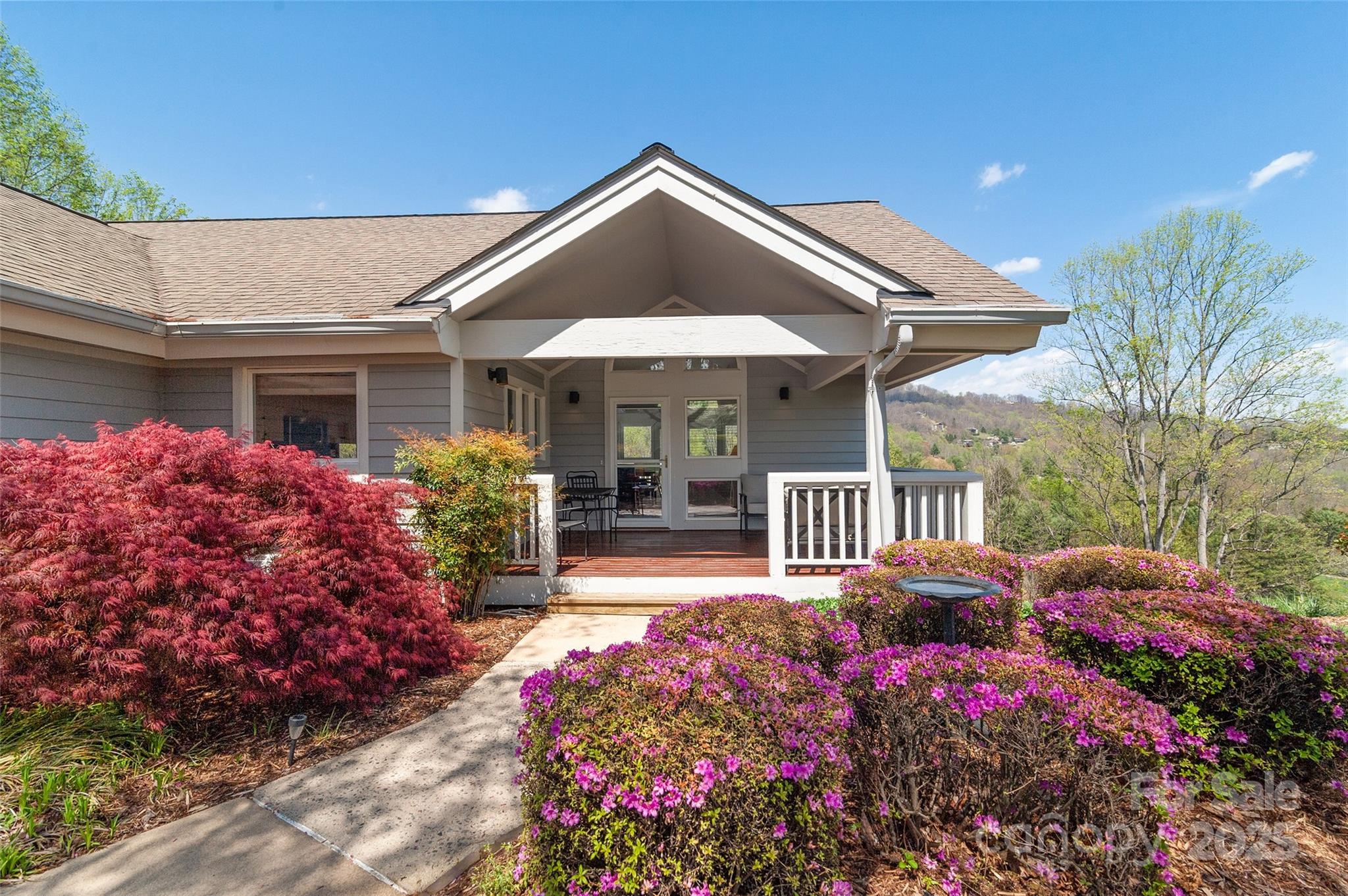 135 Oakcrest Lane